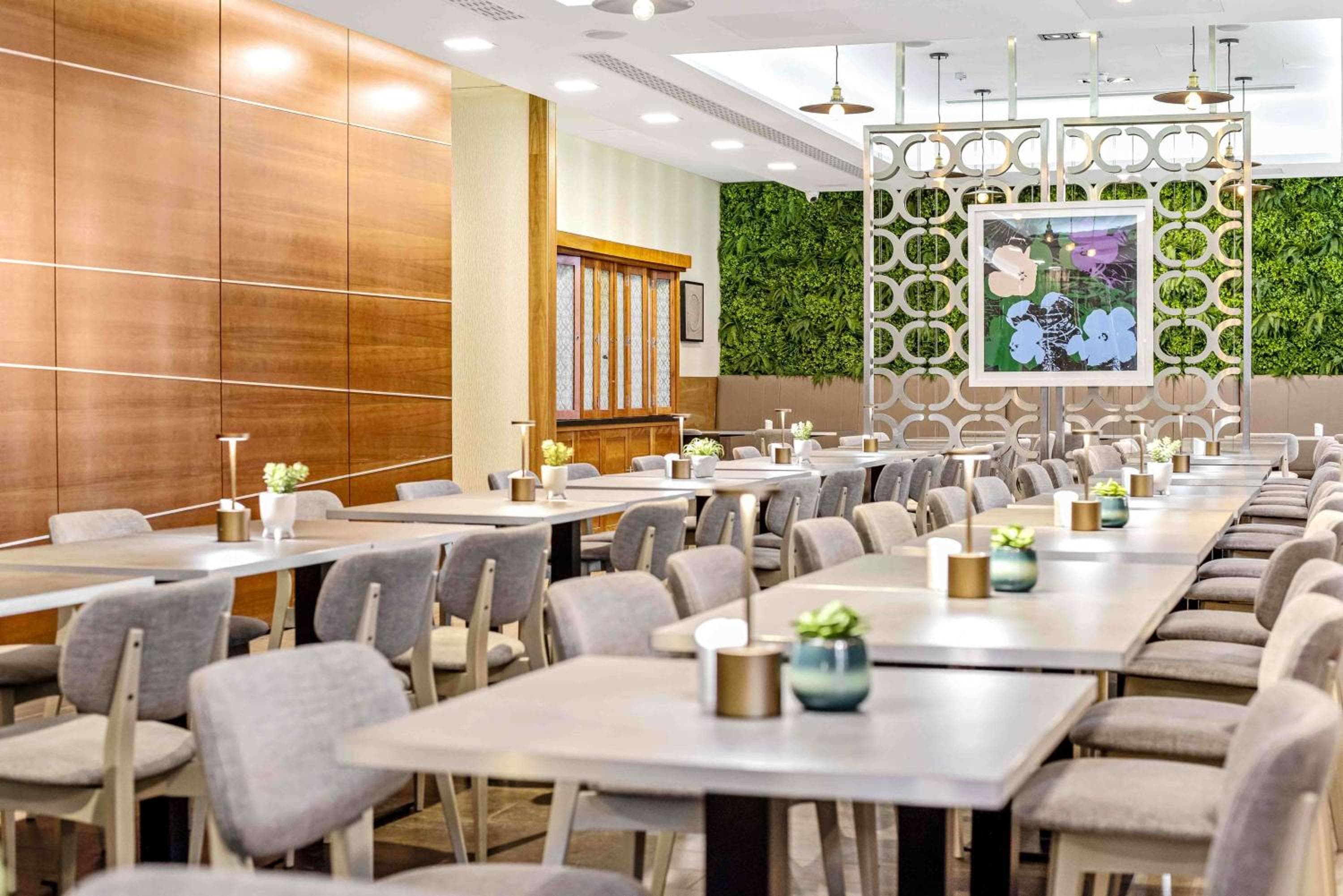 Doubletree By Hilton Londres Kensington — 13
