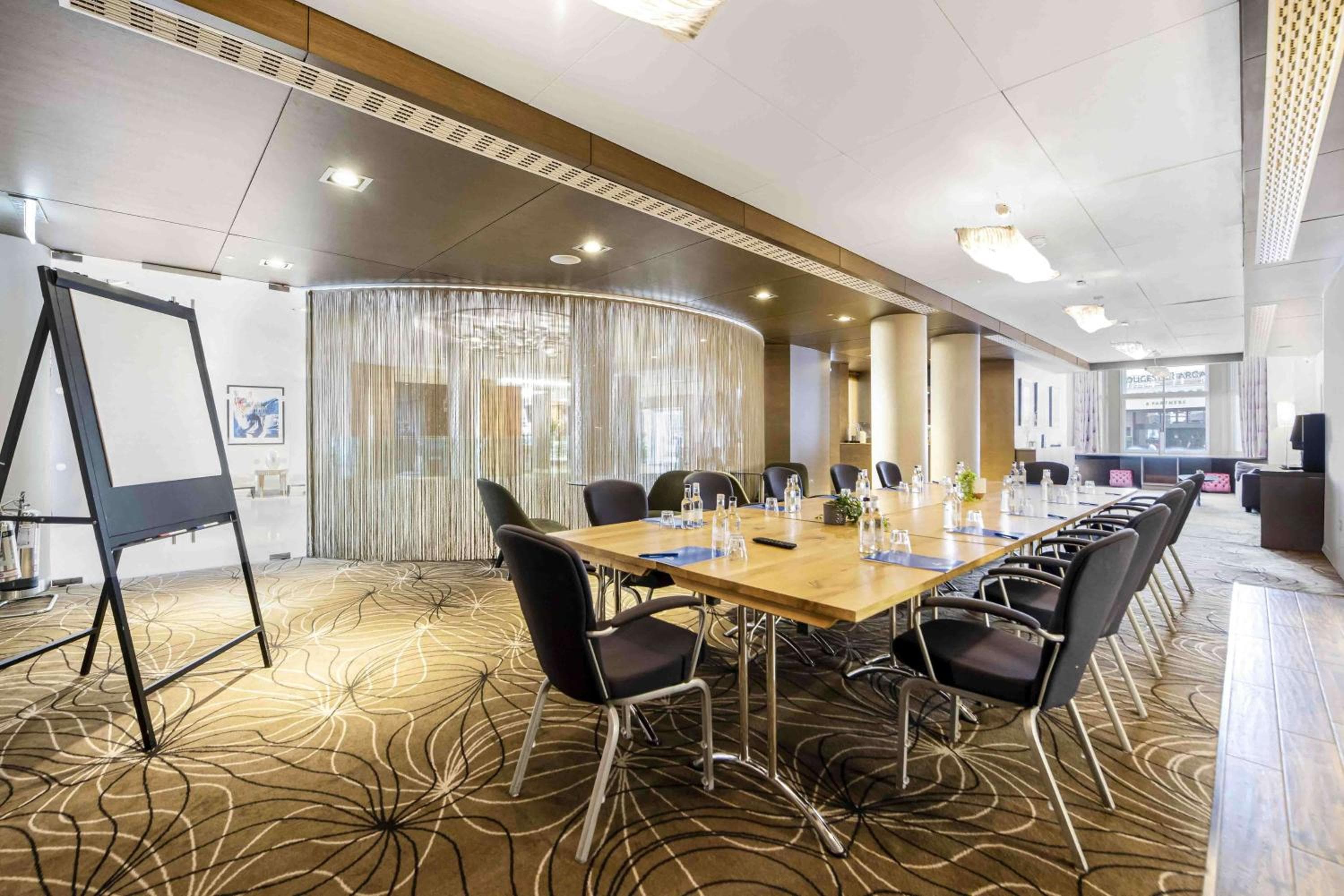 Doubletree By Hilton Londres Kensington — 5