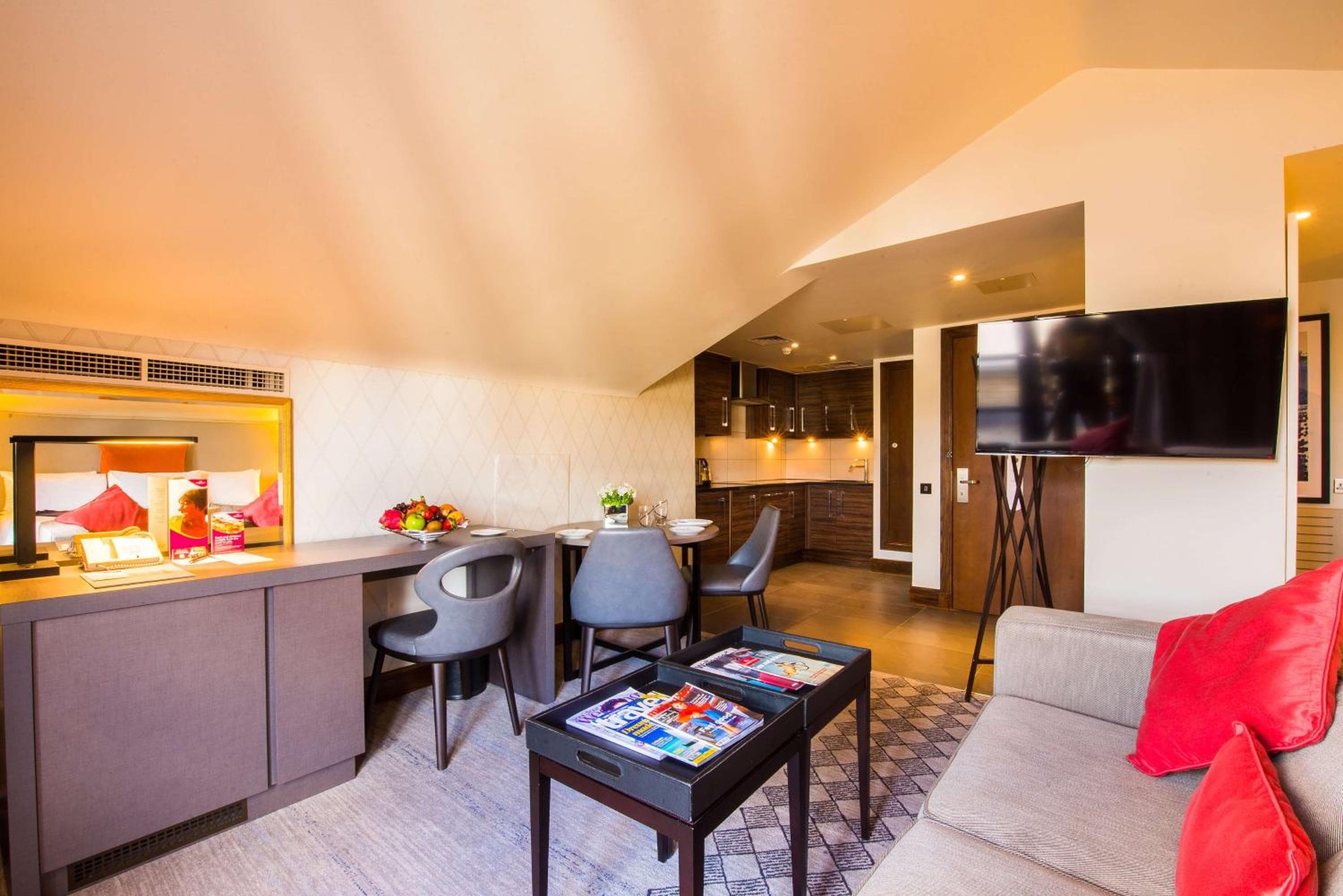 Doubletree By Hilton Londres Kensington — 10