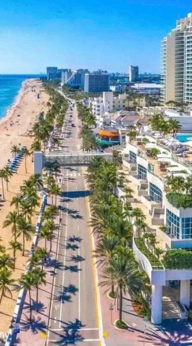 New Luxury Water Front Condo — 11