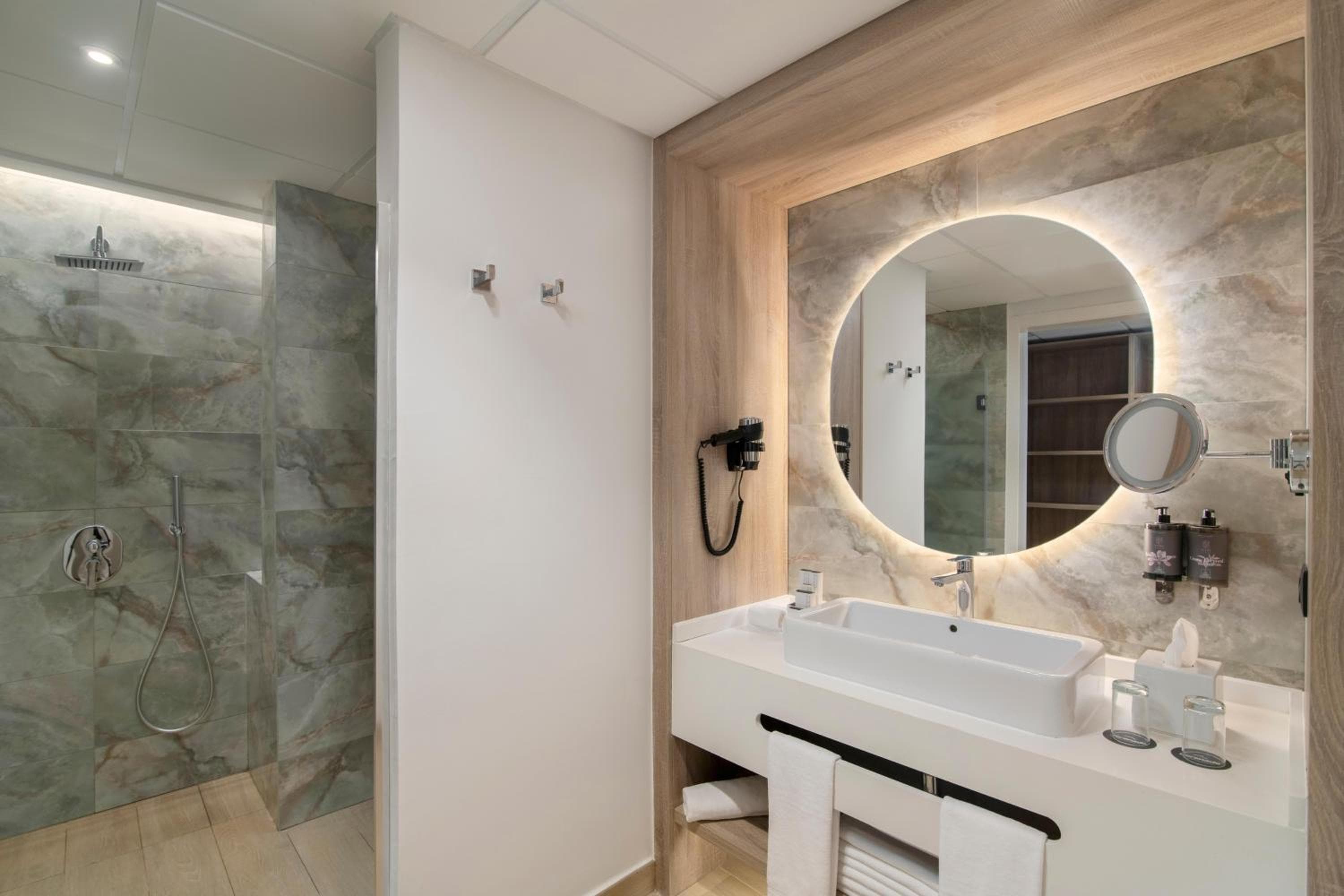 Serenade All Suites - Adults Only Resort — 30