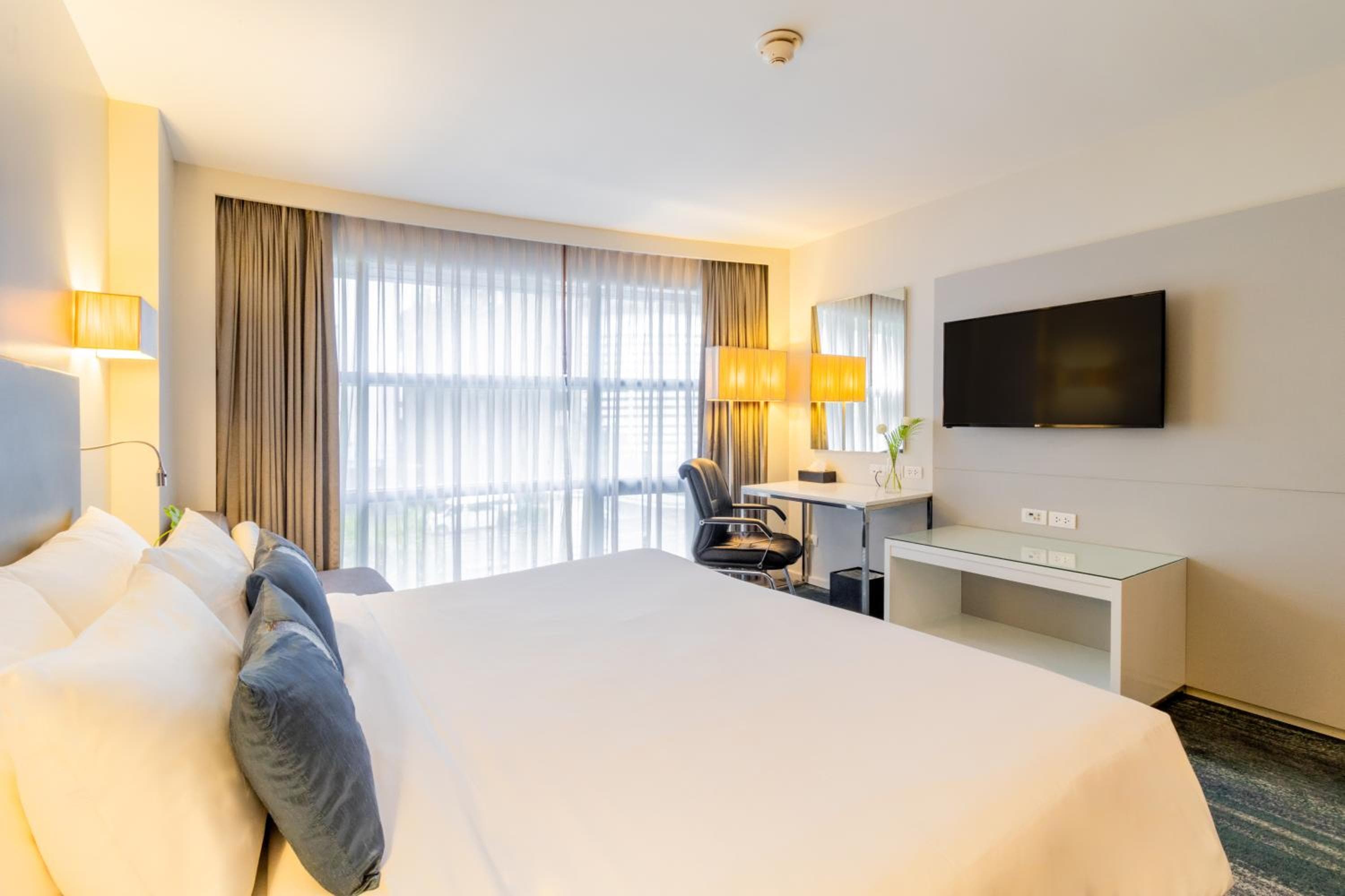 Best Western Sukhumvit 20 — 21