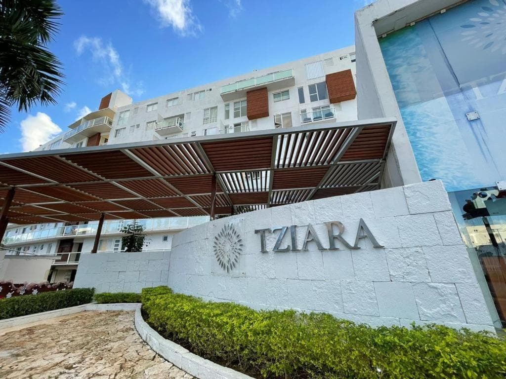 Sky condo tziara M6B panoramic view — 1