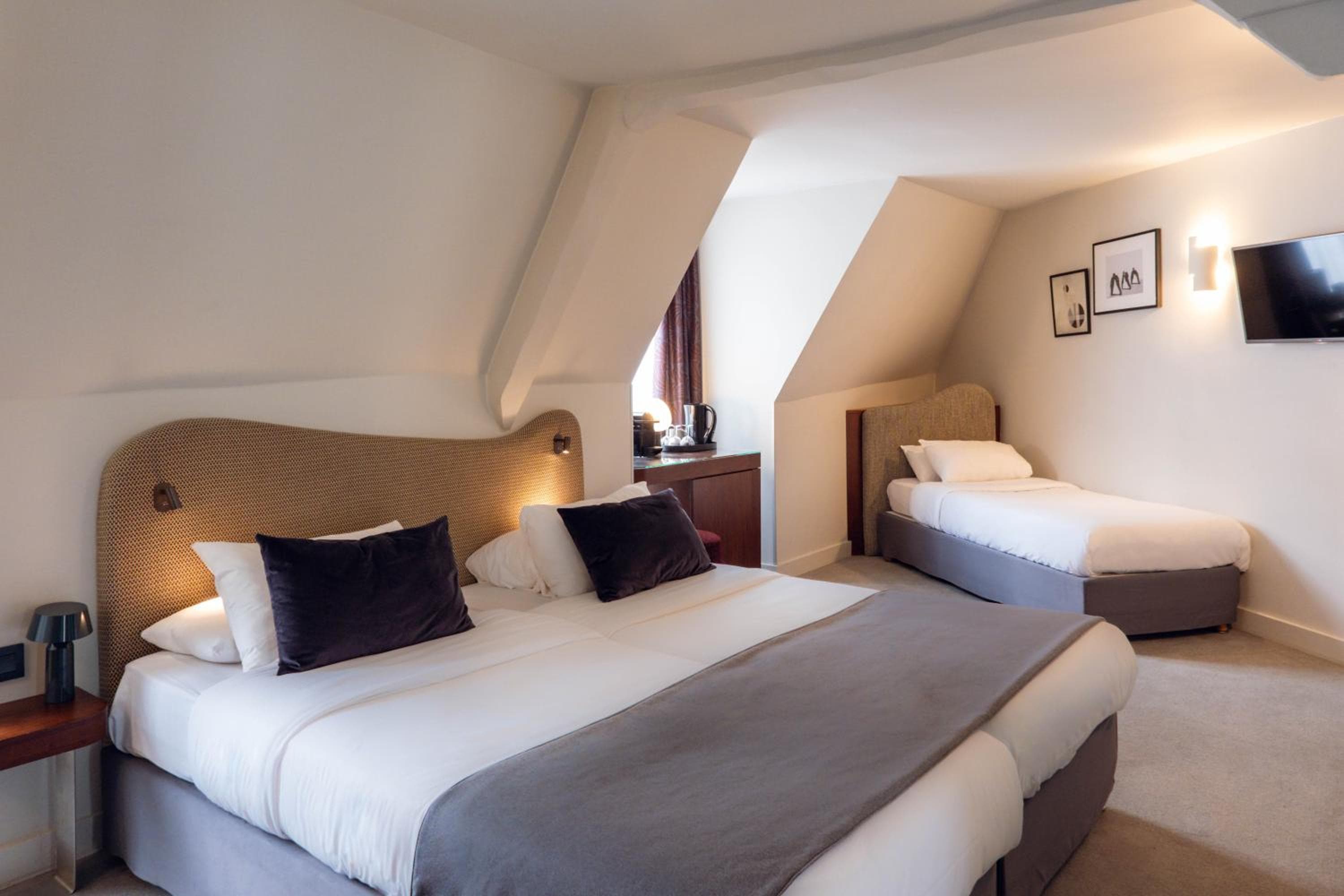 Hôtel Belloy — 18