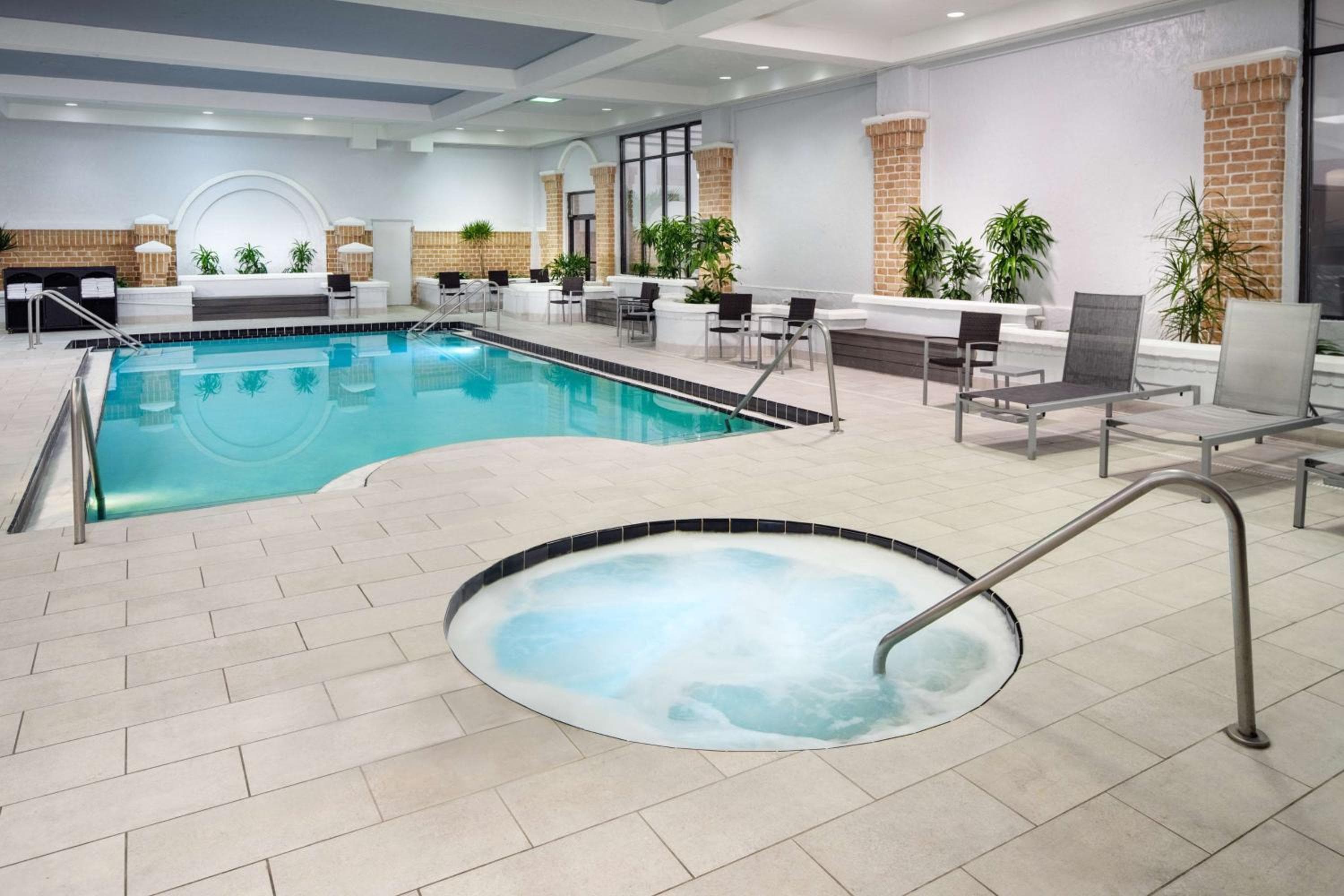 Embassy Suites by Hilton Orlando Norte — 7