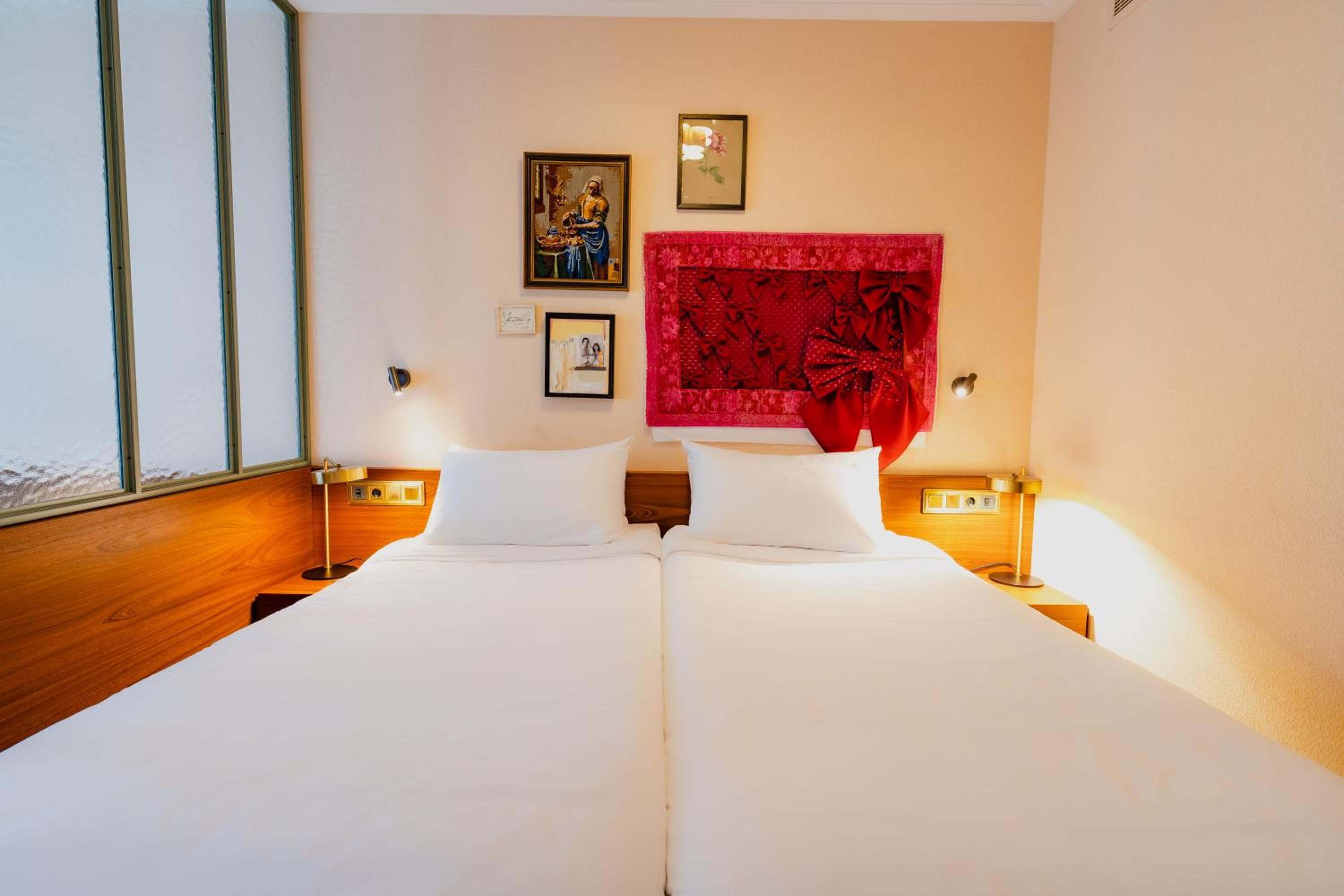 Hotel Mercier — 25
