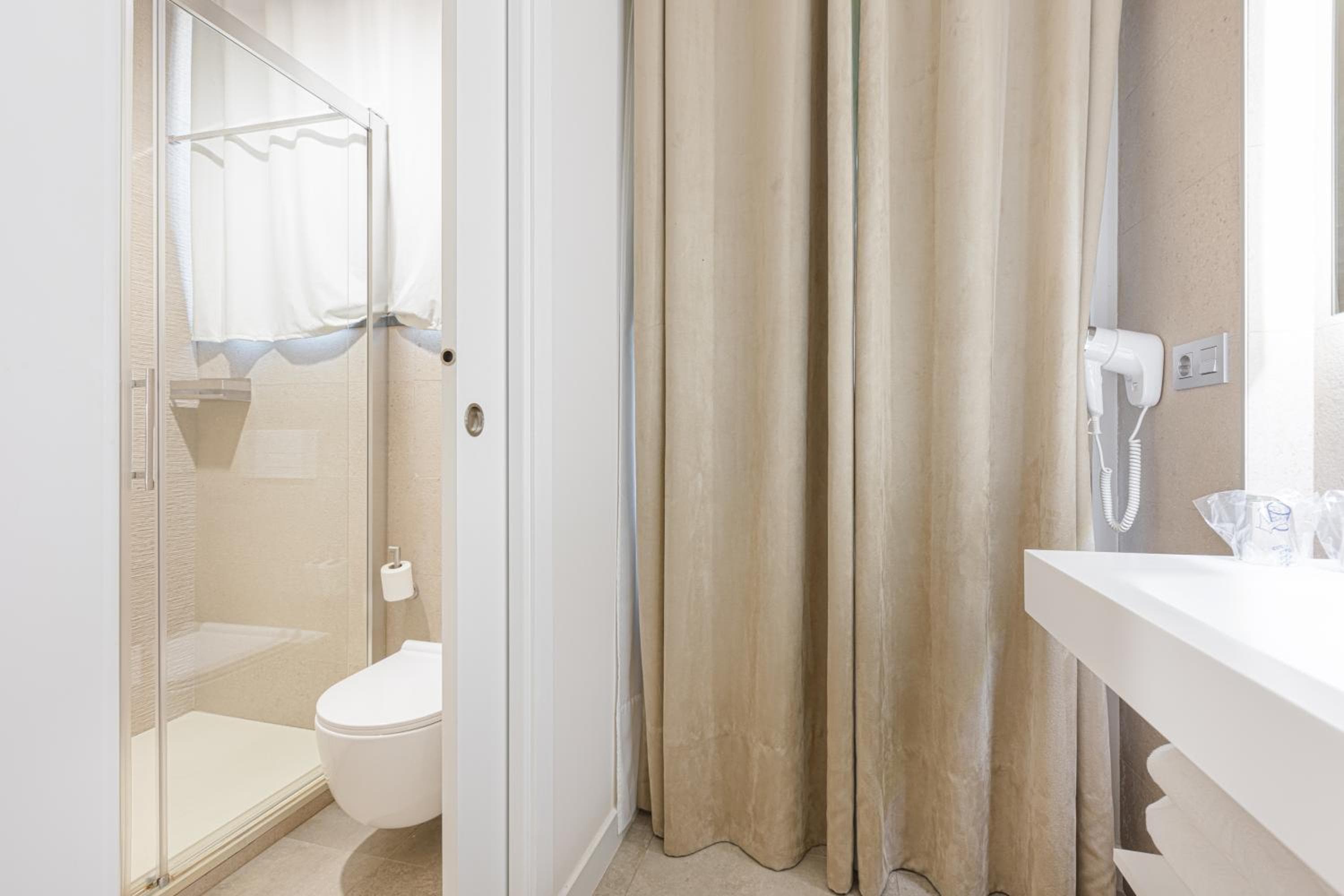 AACR Hotel Monteolivos — 2