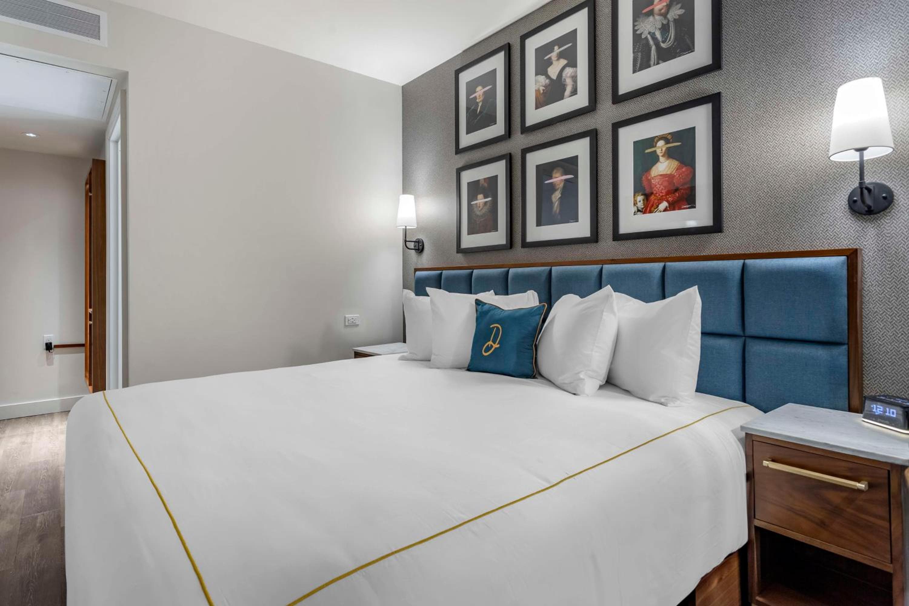 The Draper New York, Collezione di arazzi di Hilton — 6