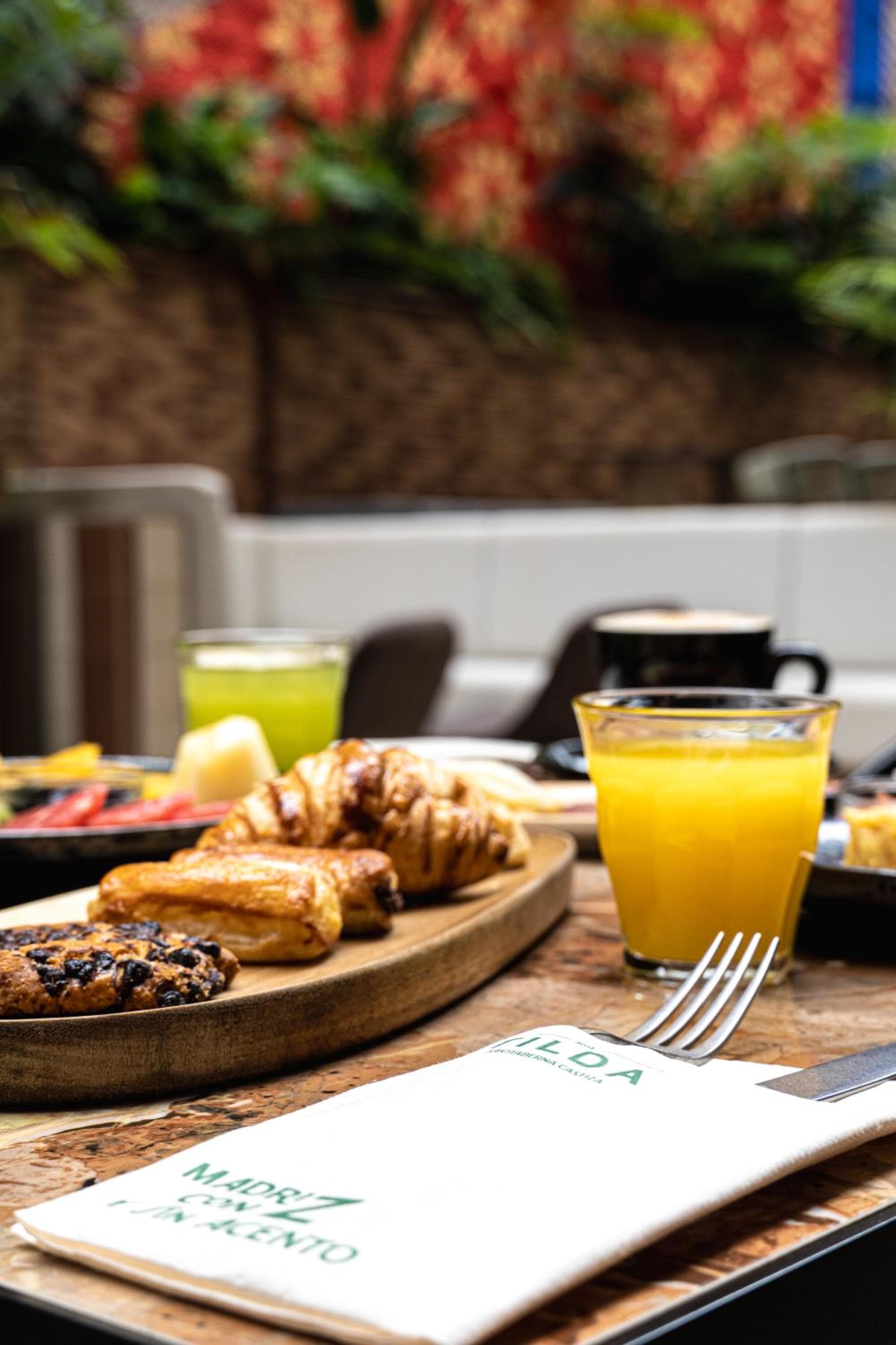 Apartamentos Smartr Madrid Gran Vía — 10