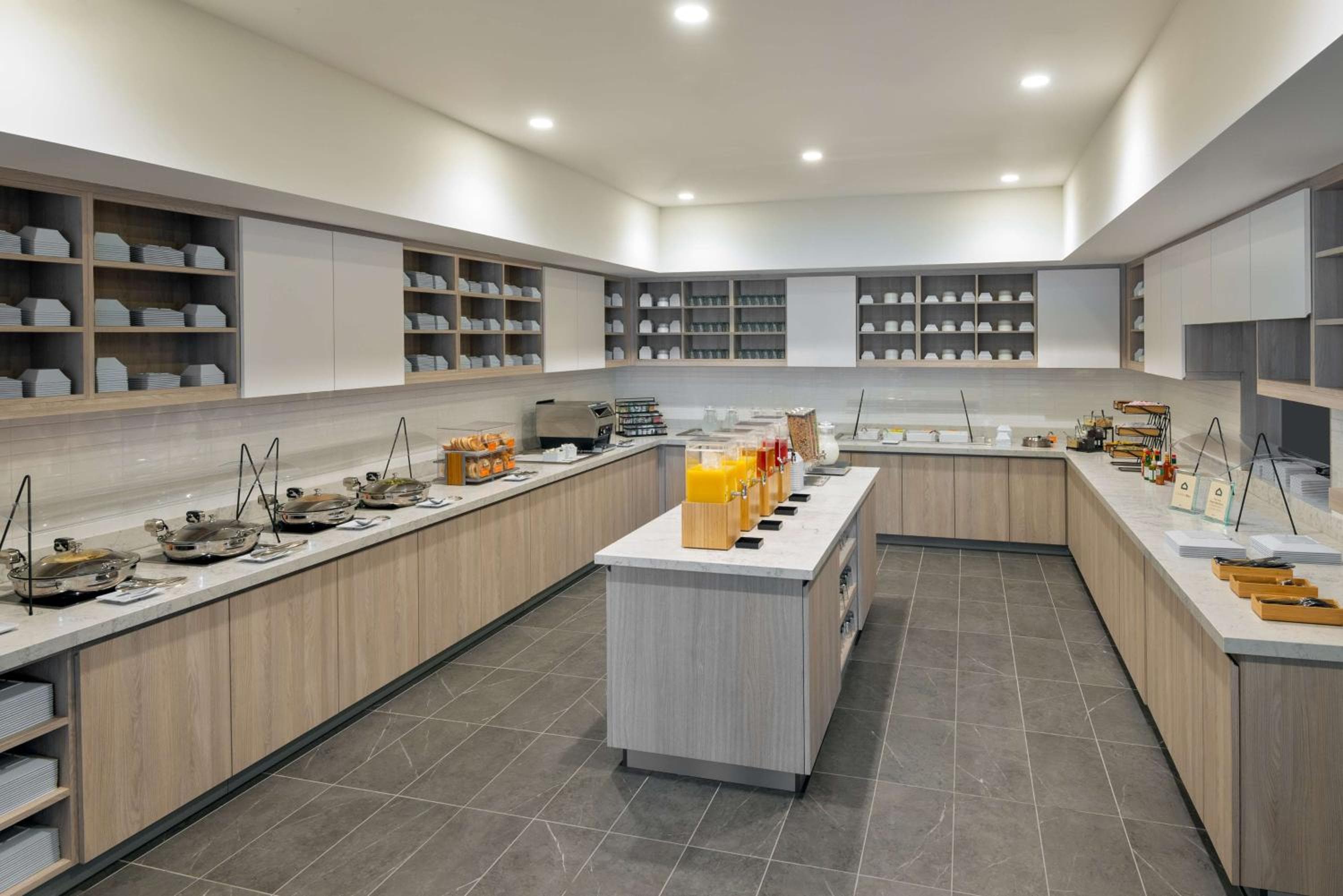 Hyatt House Orlando Aeroporto — 9