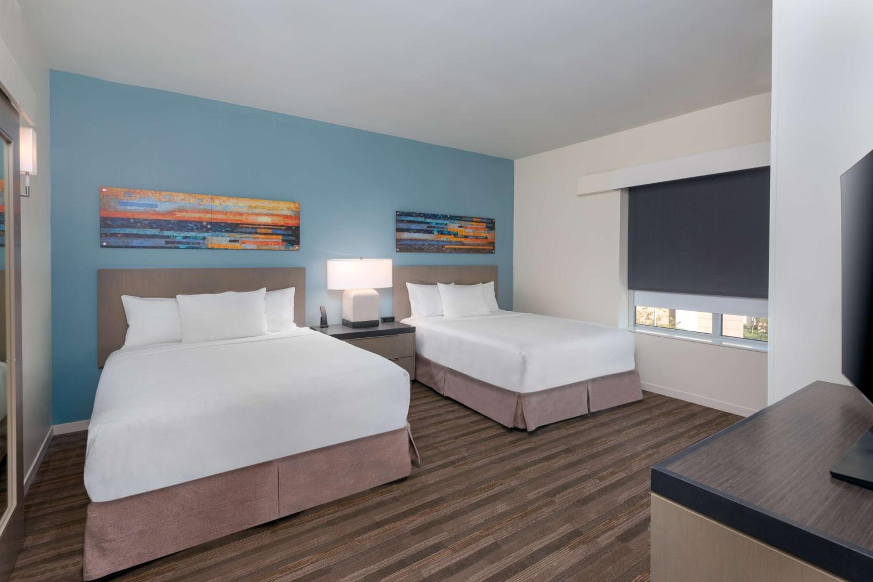 Hyatt House Orlando Airport — 8