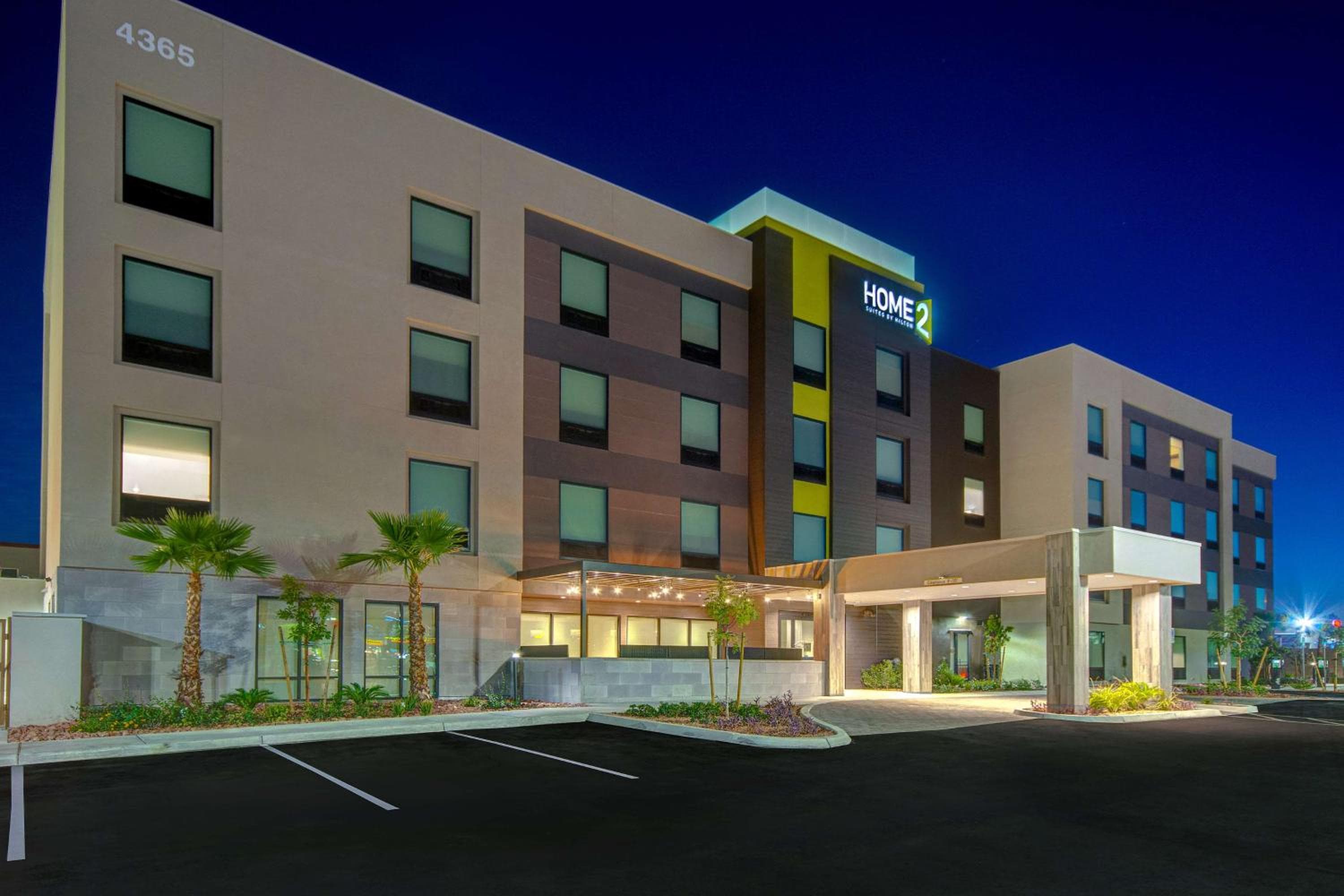 Home2 Suites By Hilton Las Vegas Nord — 7