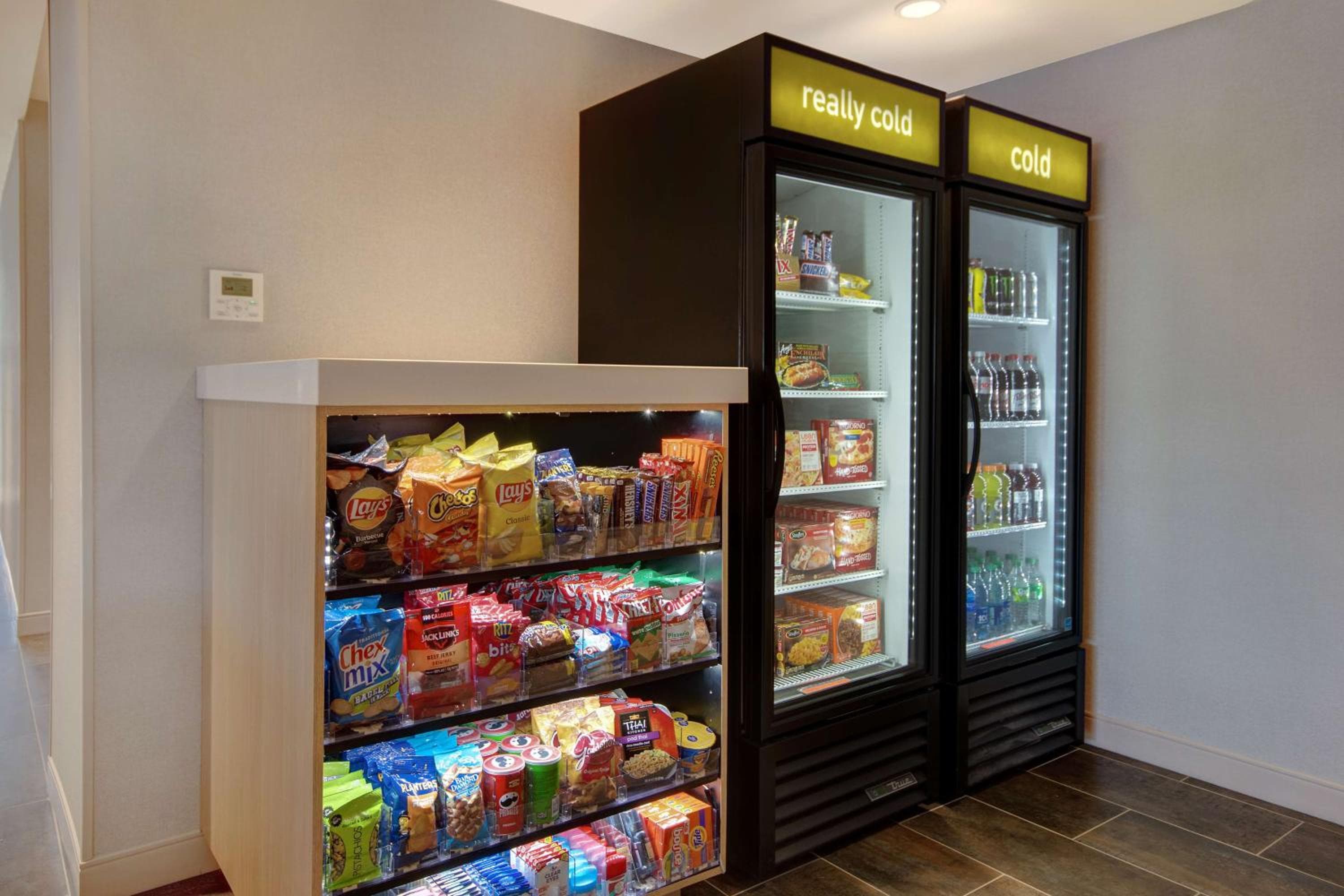 Home2 Suites By Hilton Las Vegas Nord — 11