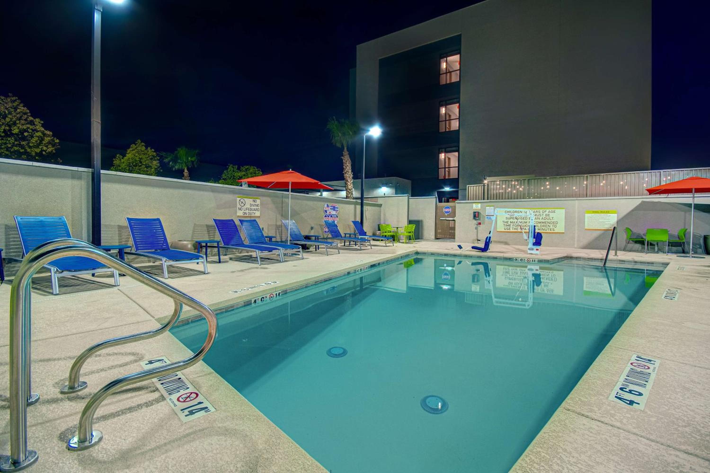 Home2 Suites By Hilton Las Vegas Nord — 16