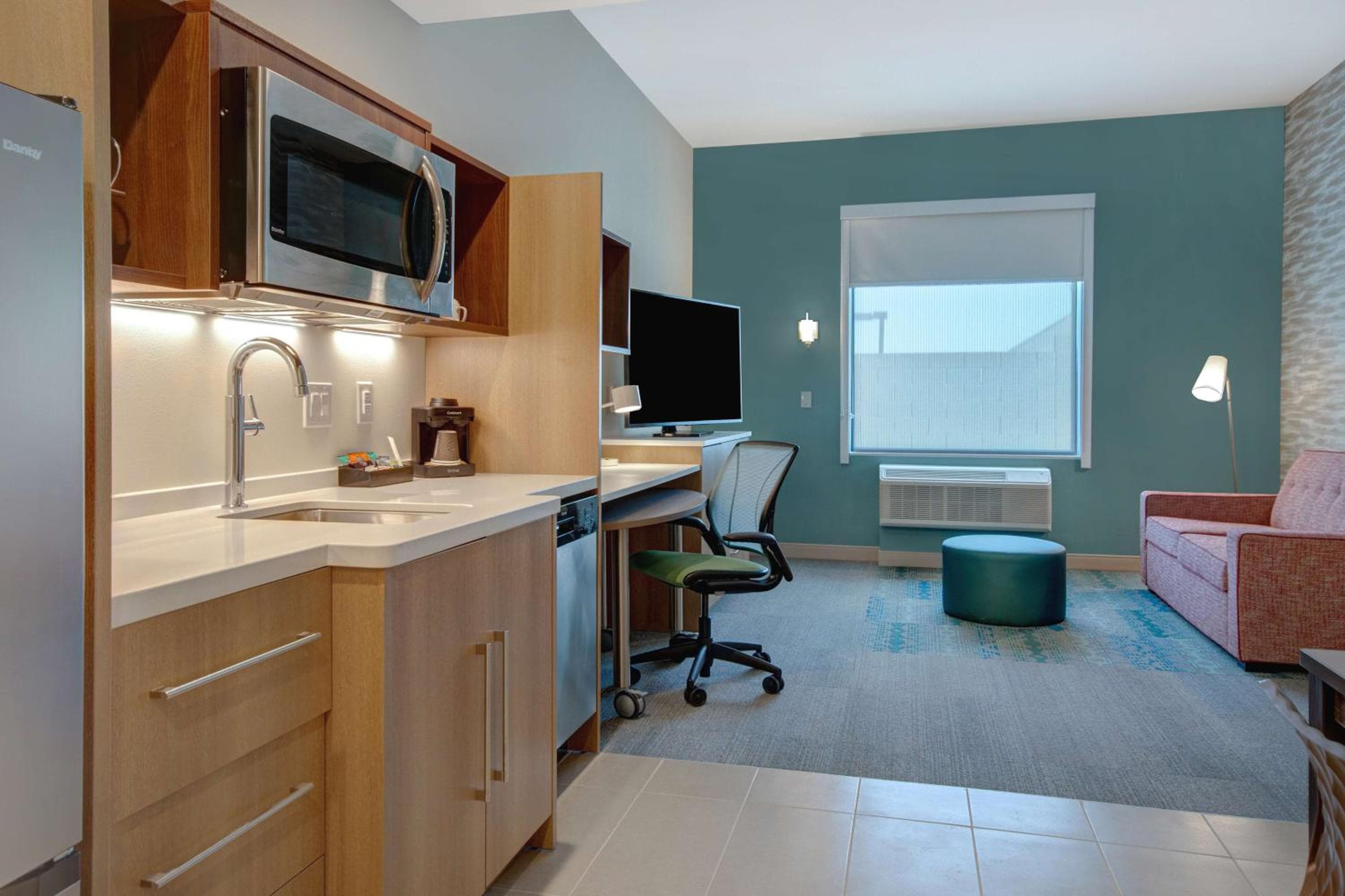 Home2 Suites By Hilton Las Vegas North — 11
