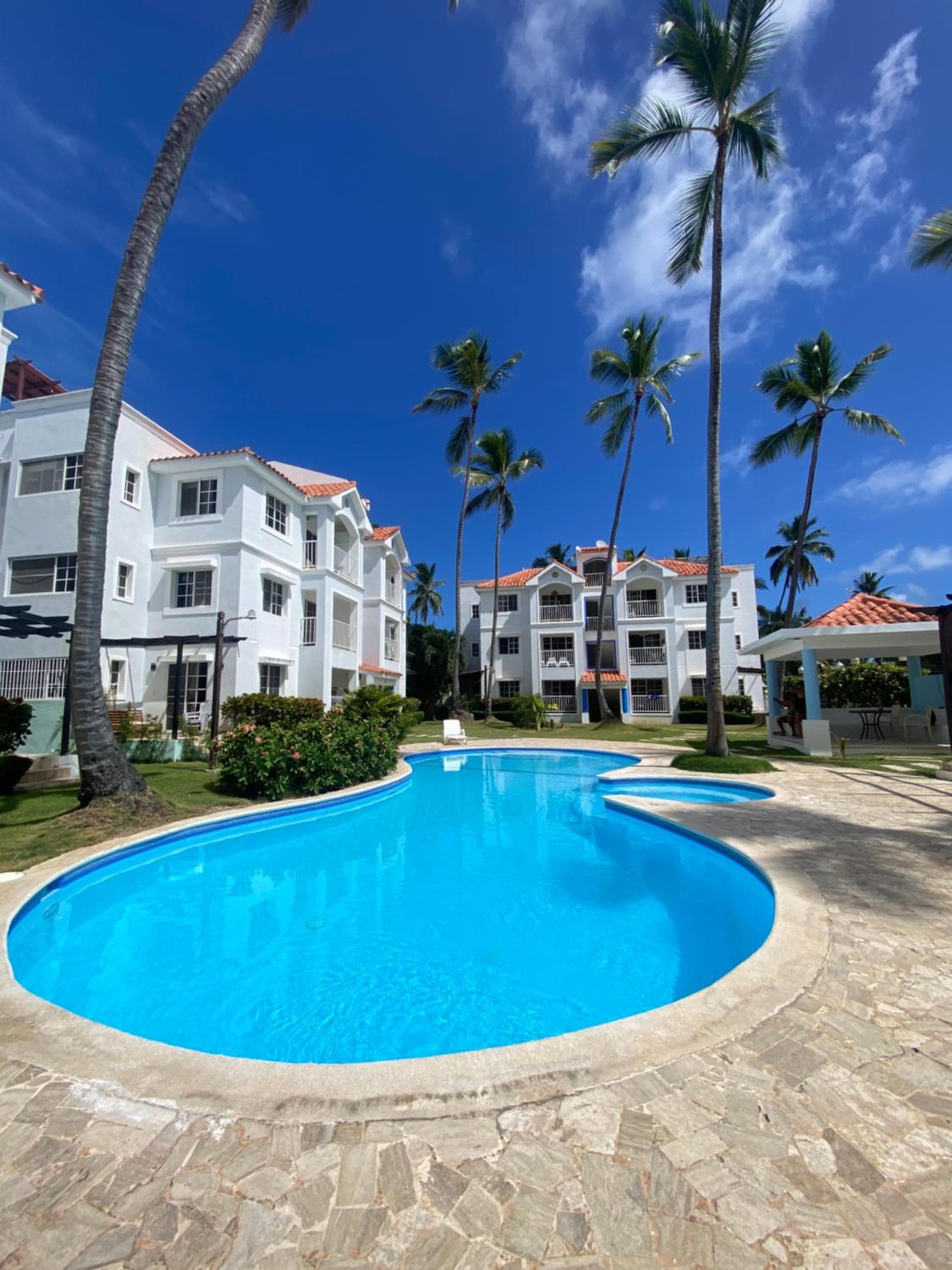 Madonna Piscina Spiaggia Los Corales — 19