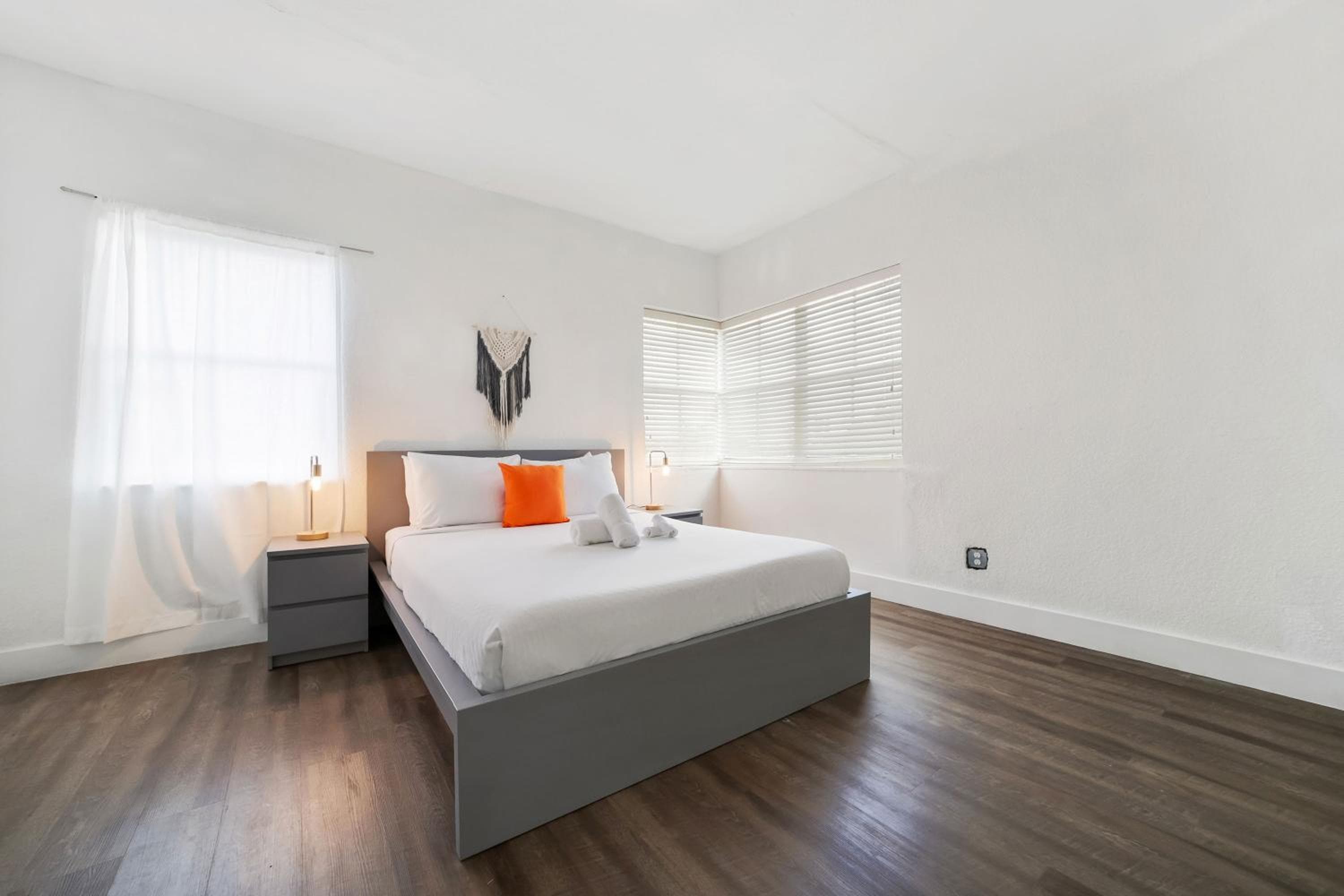 Treehouse Hotel — 22