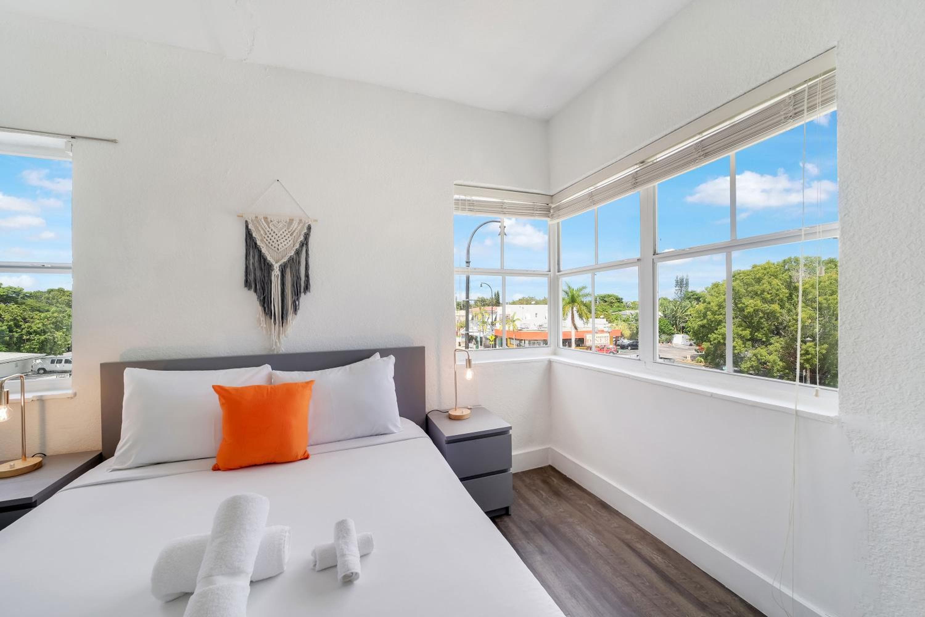 Treehouse Hotel — 25