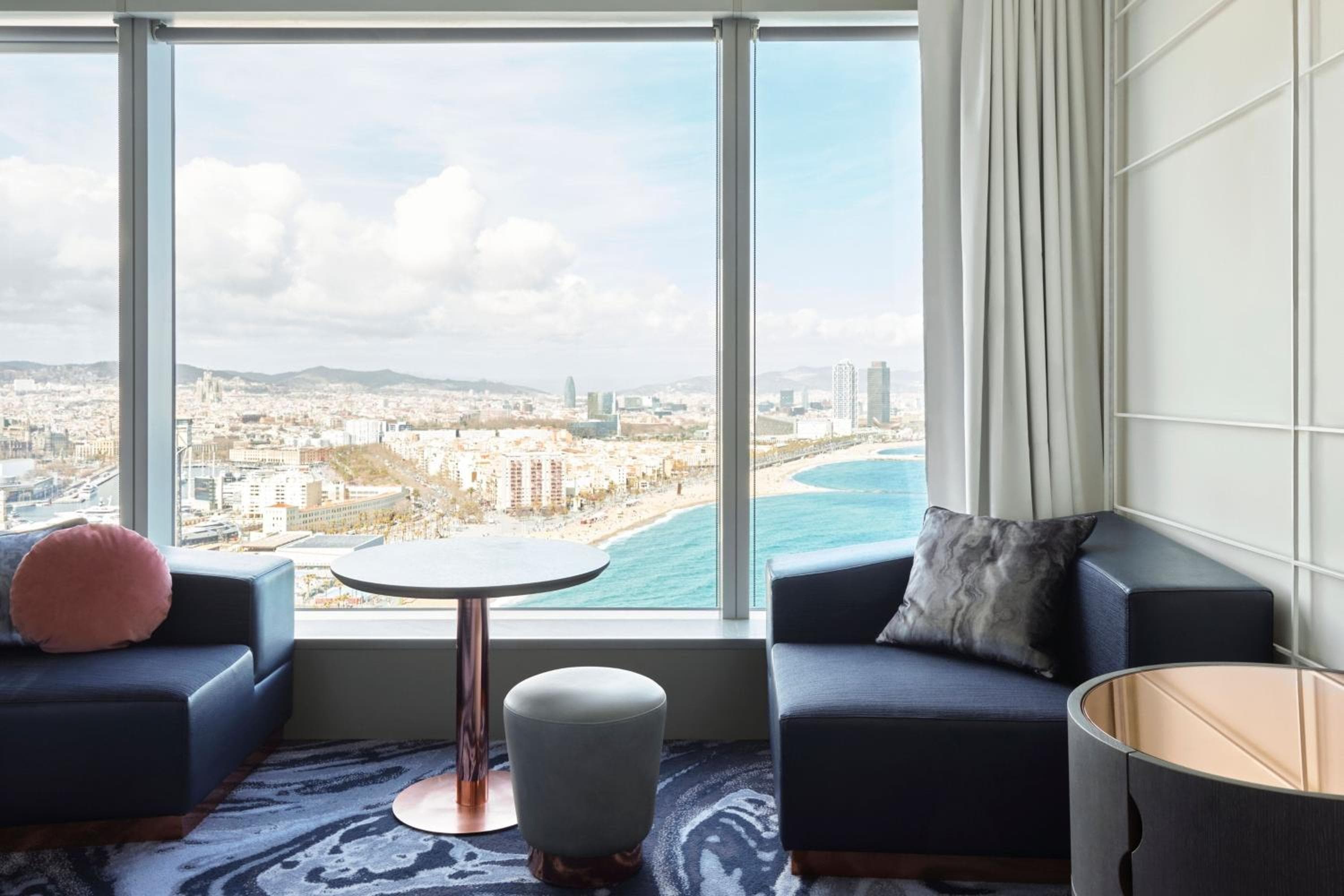 En Barcelona — 18
