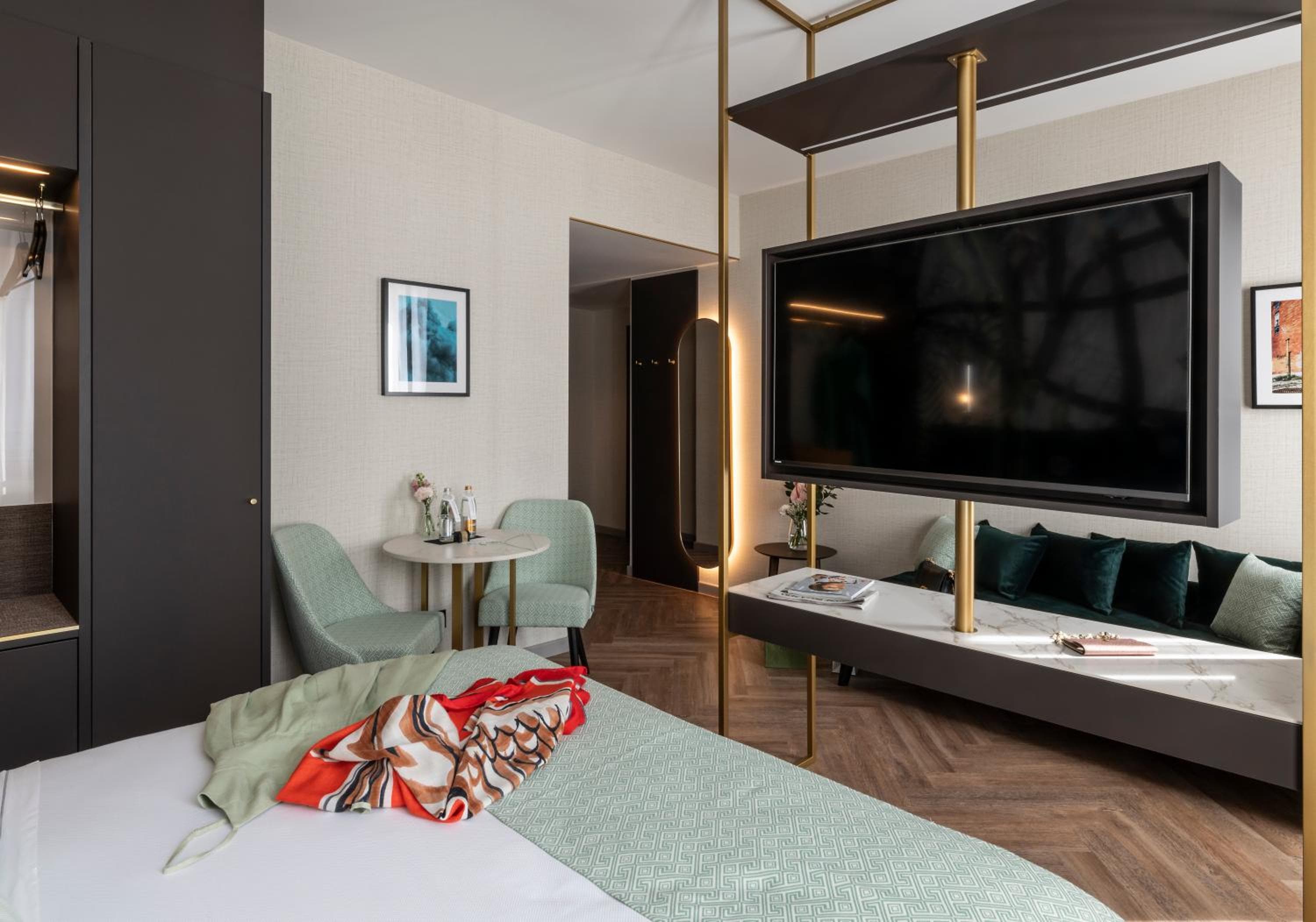Duomo Hotel & Apartments — 9