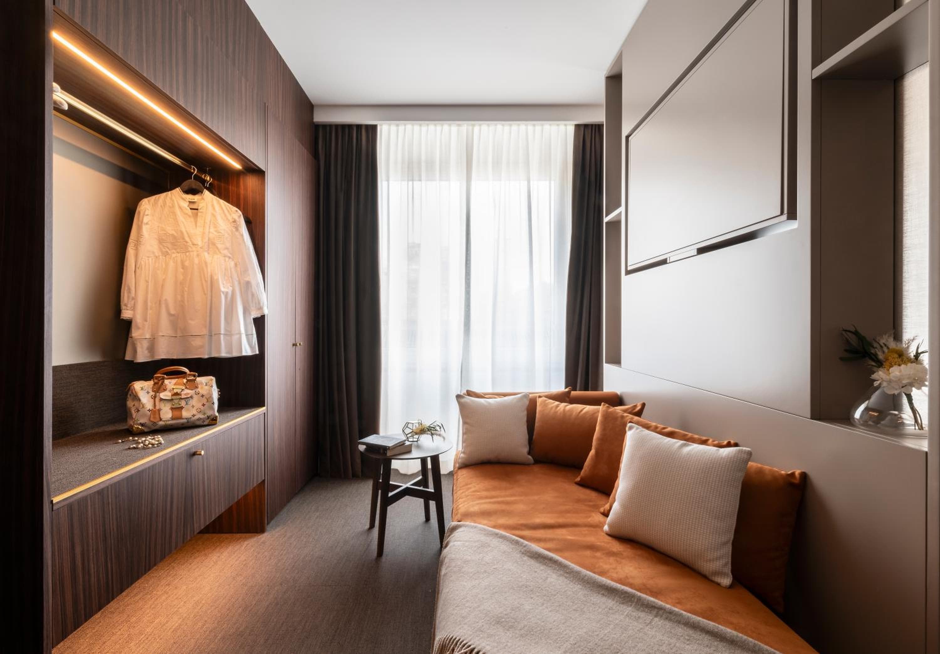 Duomo Hotel & Apartments — 25