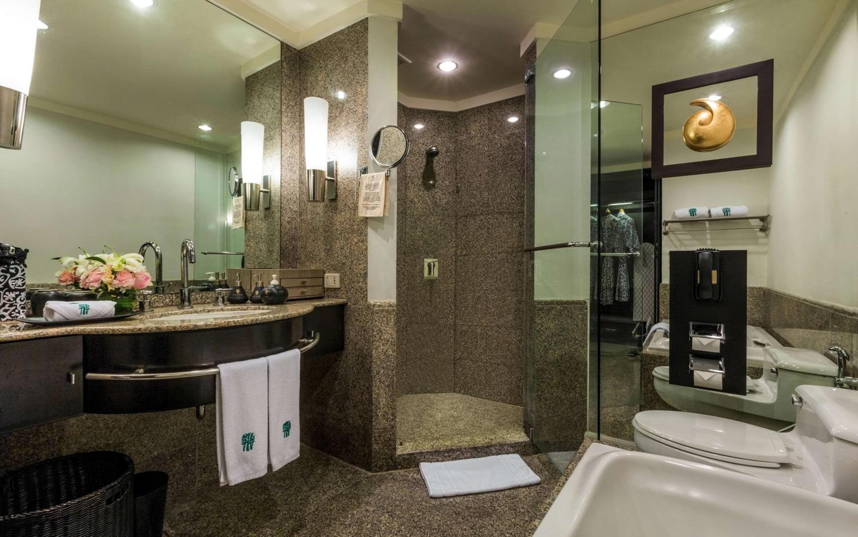 Banyan Tree Bangkok hotel, 21/100 South Sathon Road, Bangkok, Thailand — photo 98