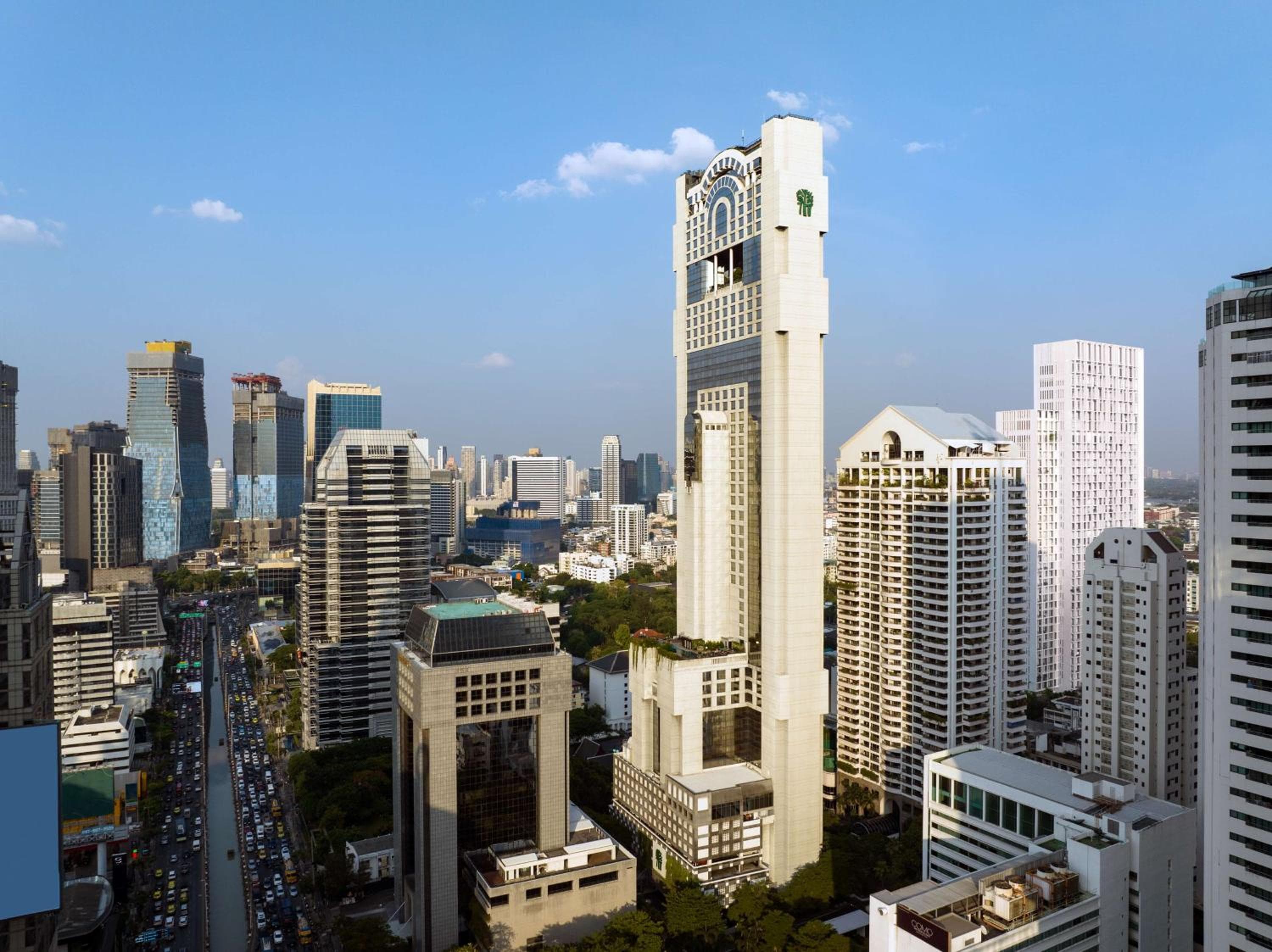 Banyan Tree Bangkok hotel, 21/100 South Sathon Road, Bangkok, Thailand — photo 1