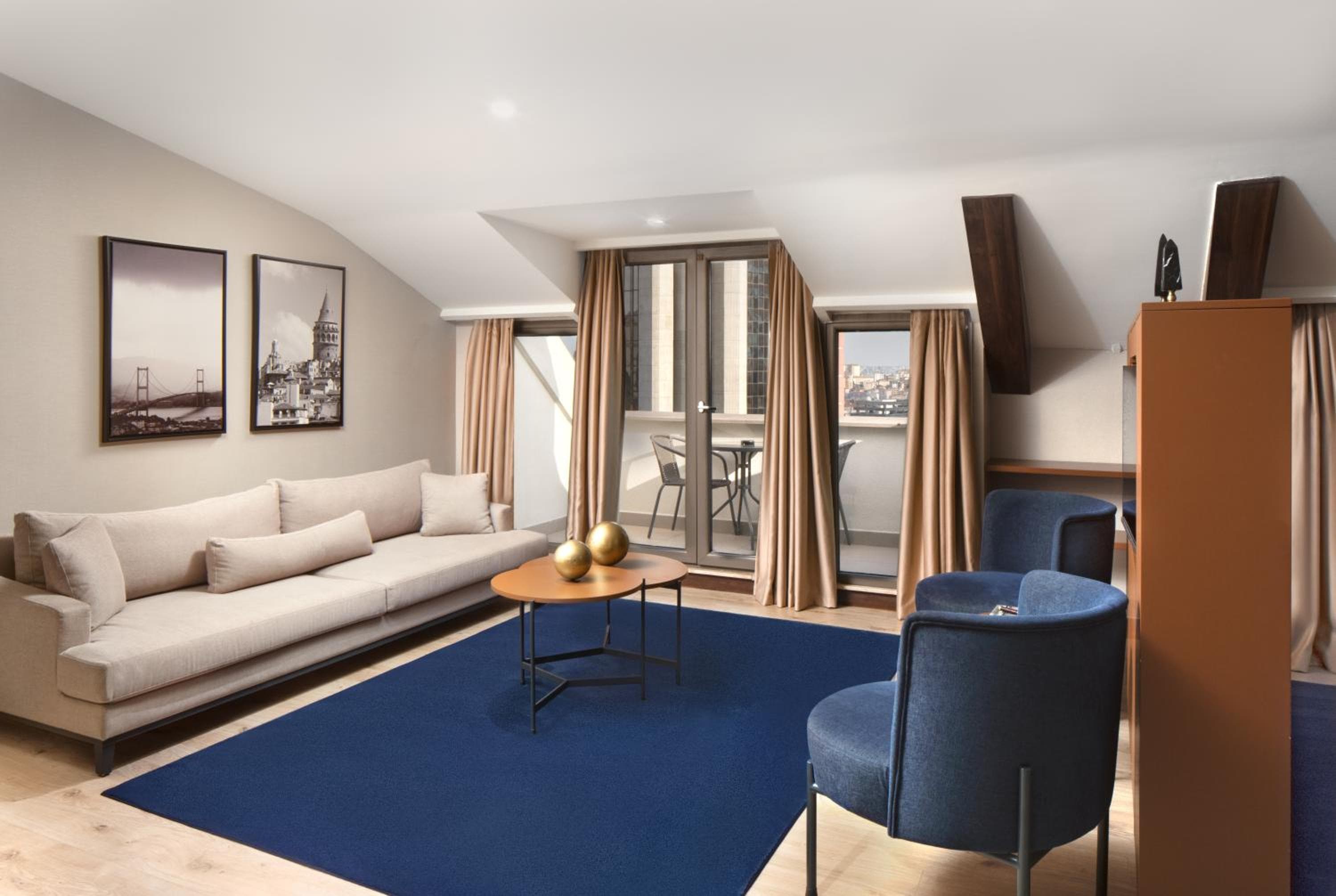 TRYP By Wyndham Istanbul Sisli Hotel — 2