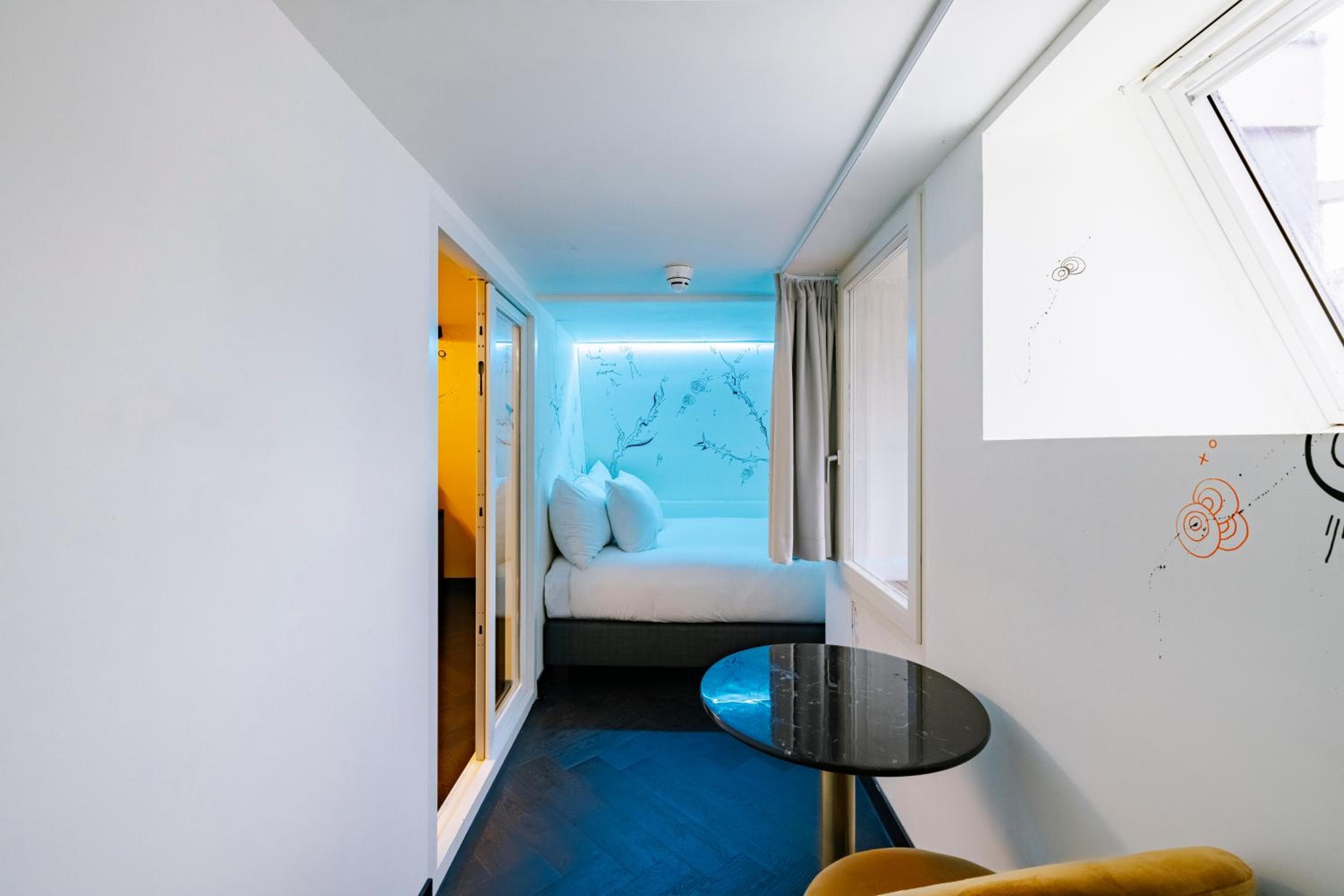 SUPPER Hotel — 30
