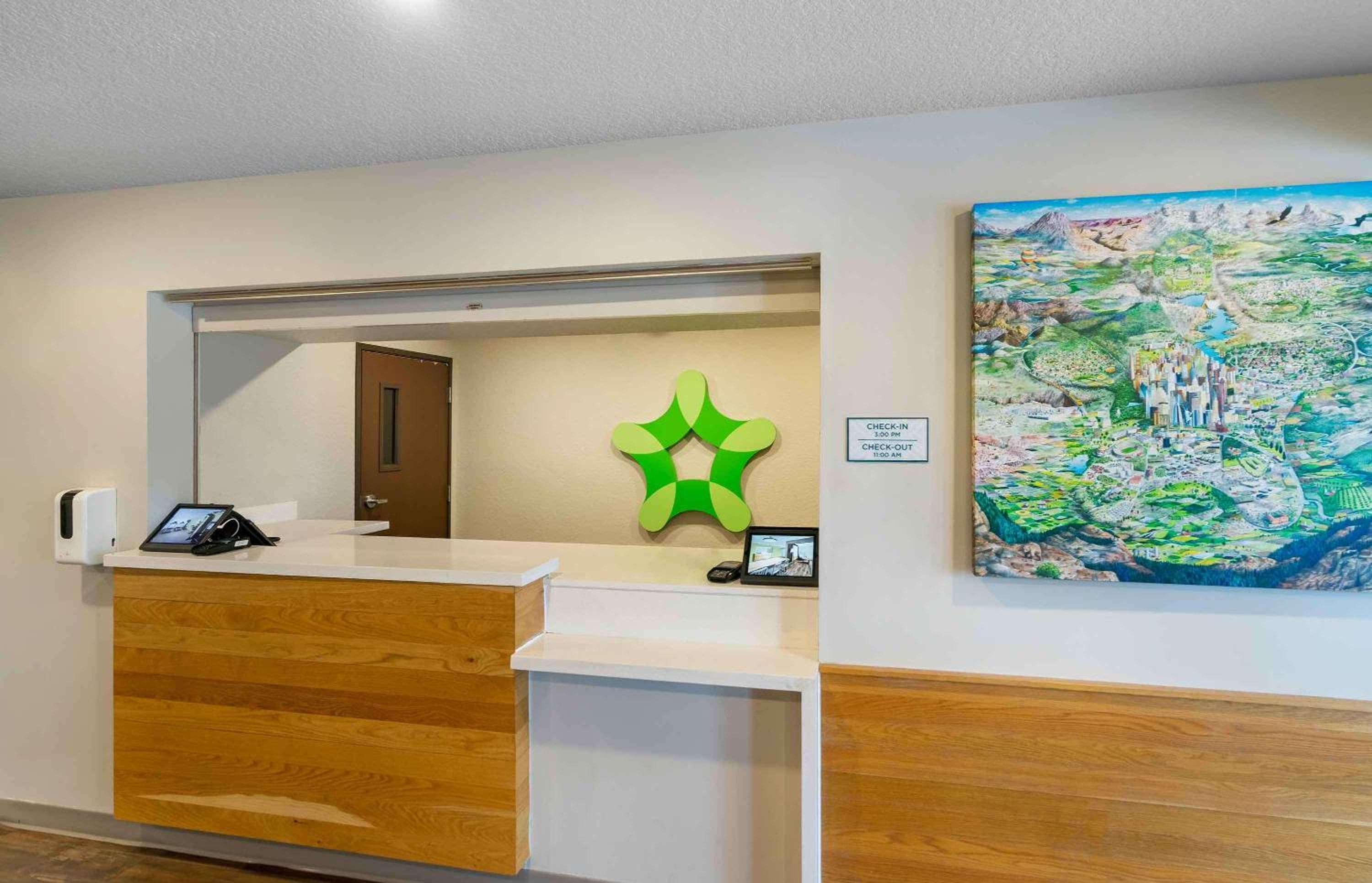 Extended Stay America Select Suites - Tampa - Northeast — 3