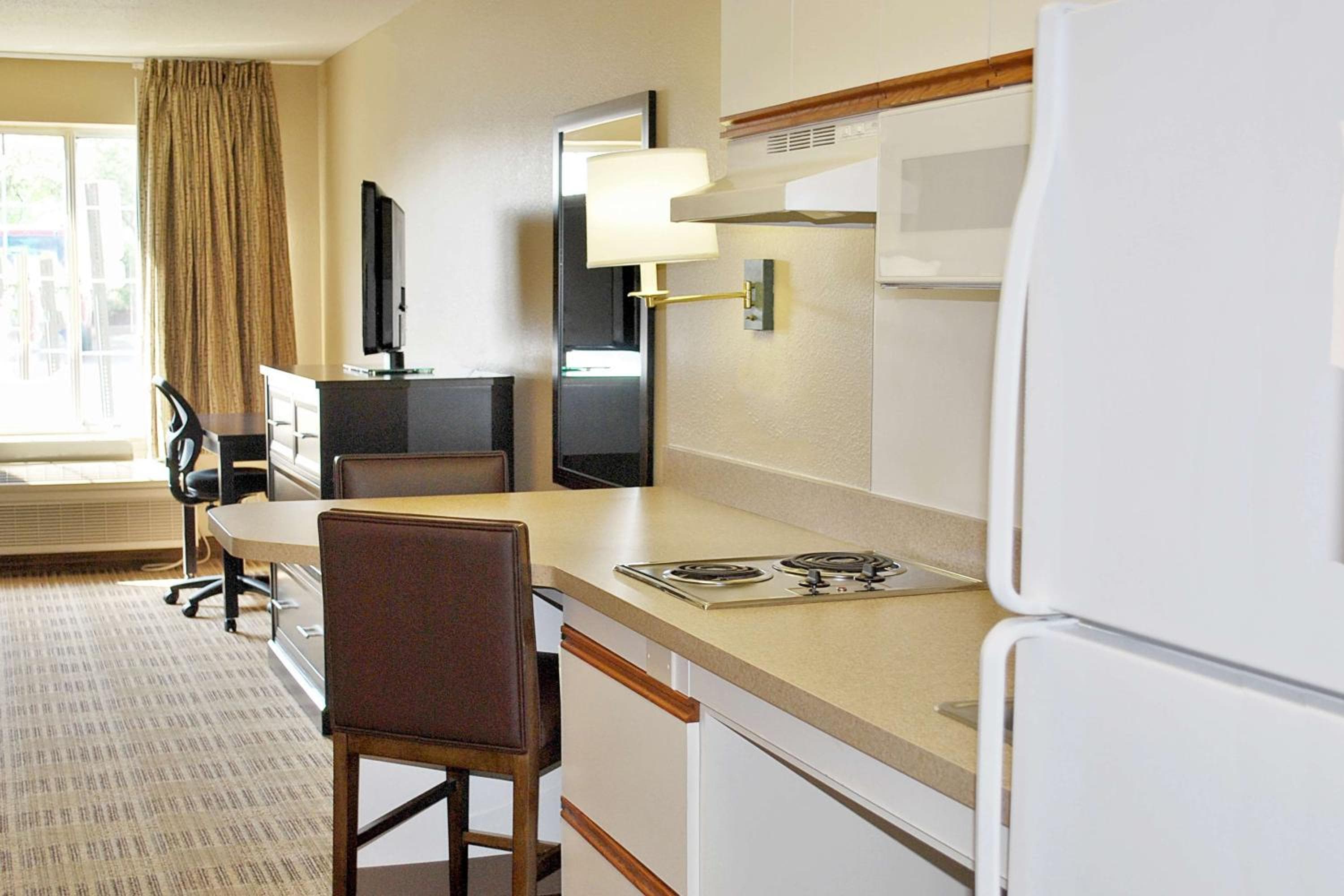Extended Stay America Suites - Orlando - Altamonte Springs — 10
