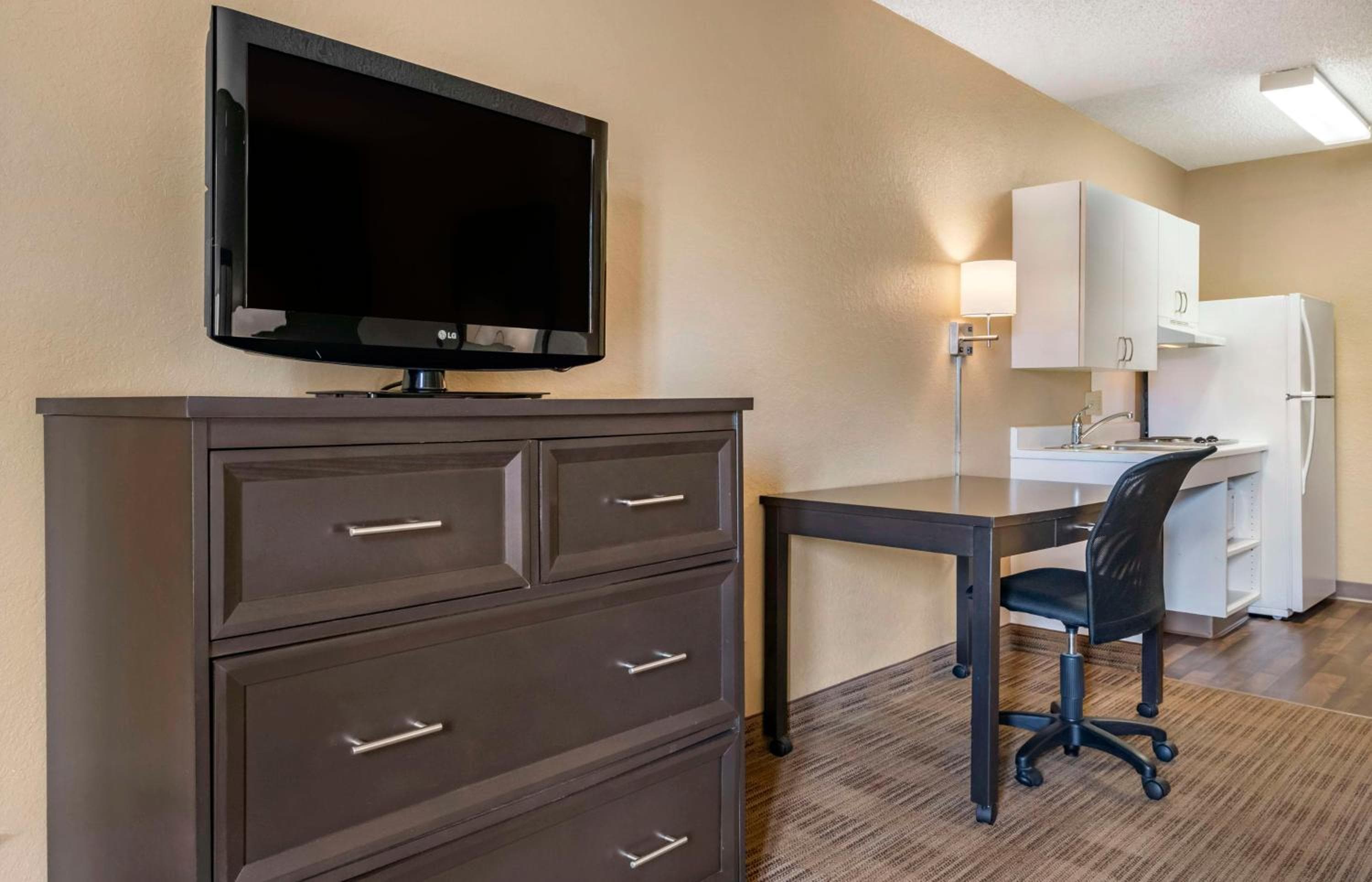 Extended Stay America Suites - Orlando - Orlando Theme Parks - Major Blvd — 3