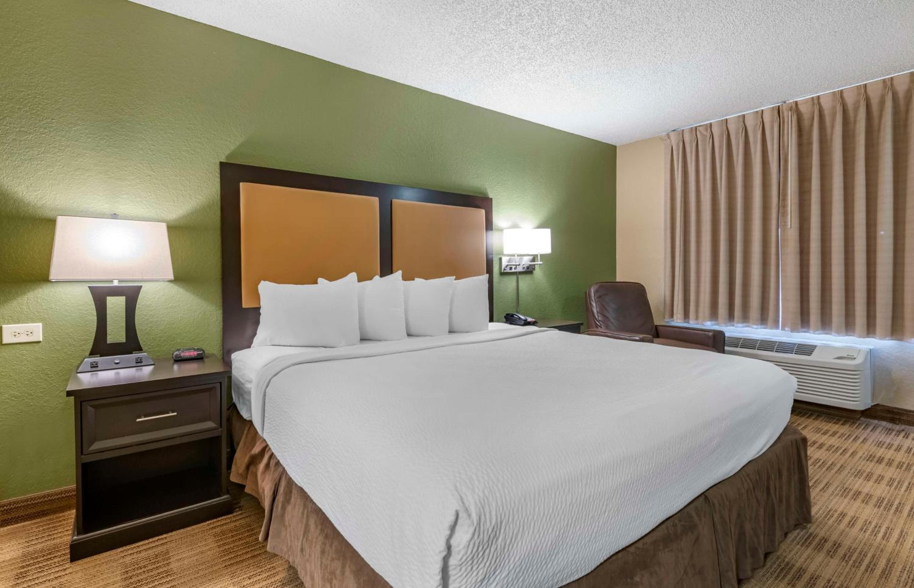 Extended Stay America Suites - Orlando - Orlando Theme Parks - Major Blvd — 10