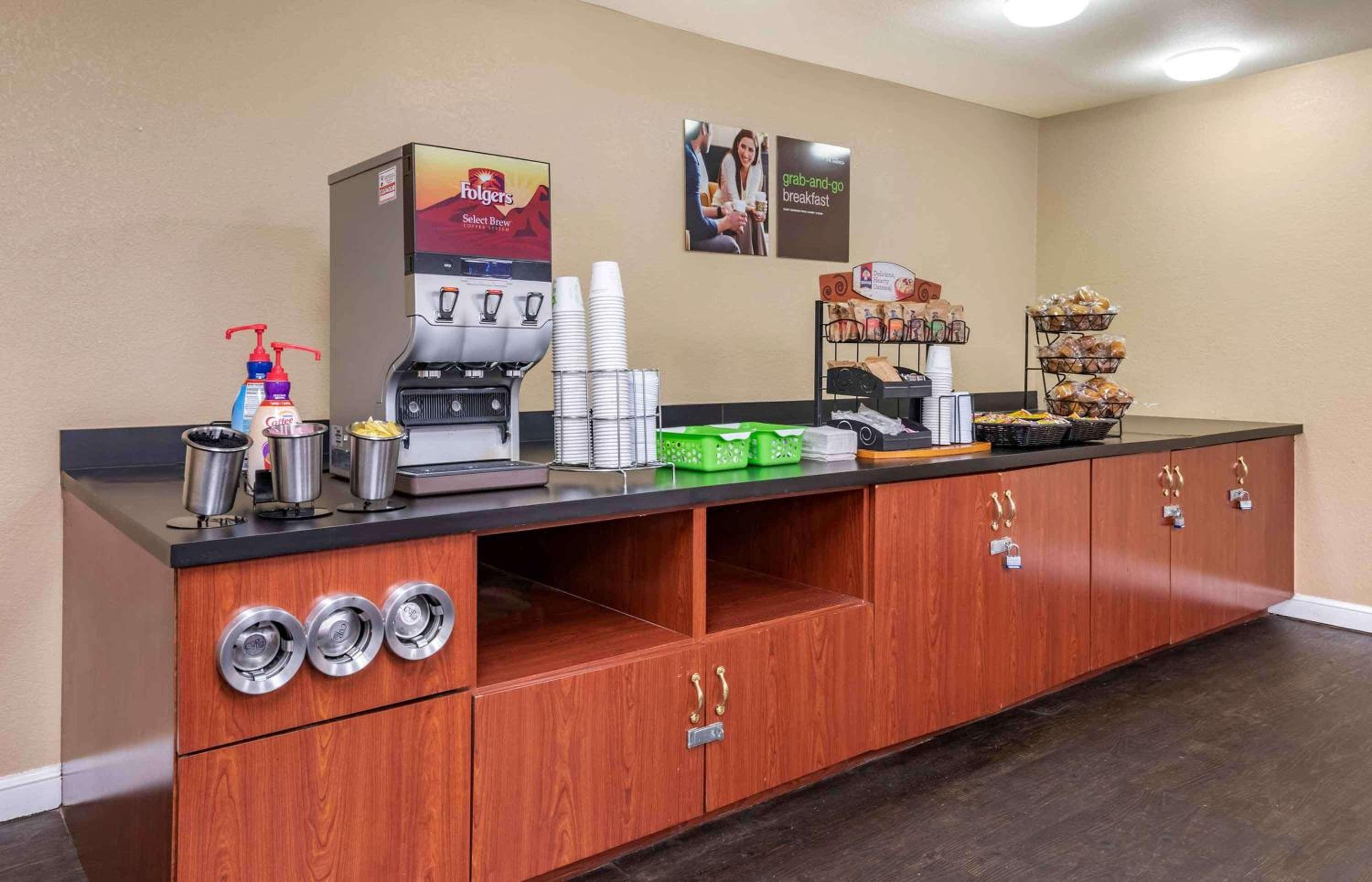 Extended Stay America Suites - Orlando - Southpark - Commodity Circle — 9
