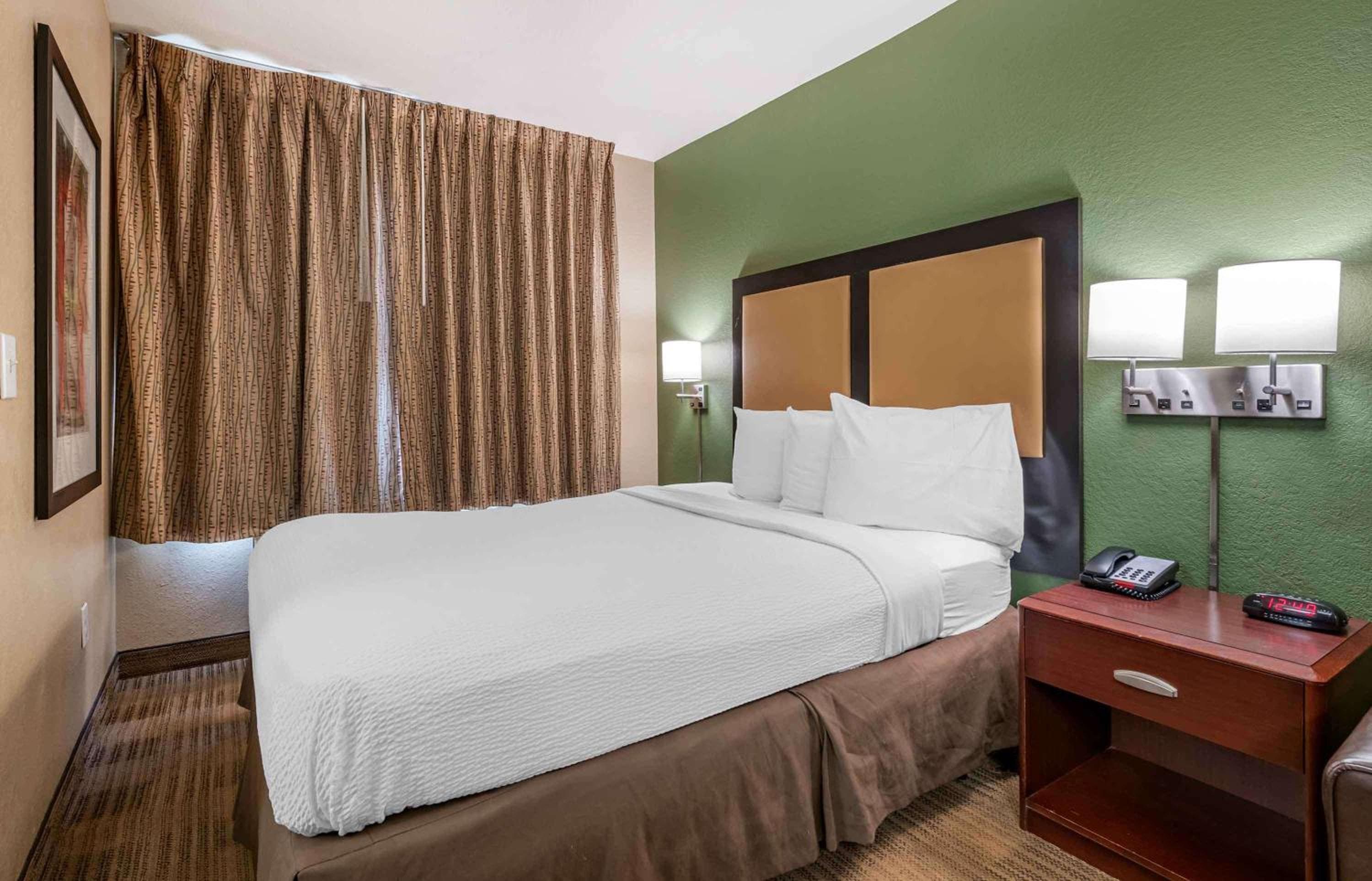 Extended Stay America Suites - Orlando - Southpark - Commodity Circle — 11