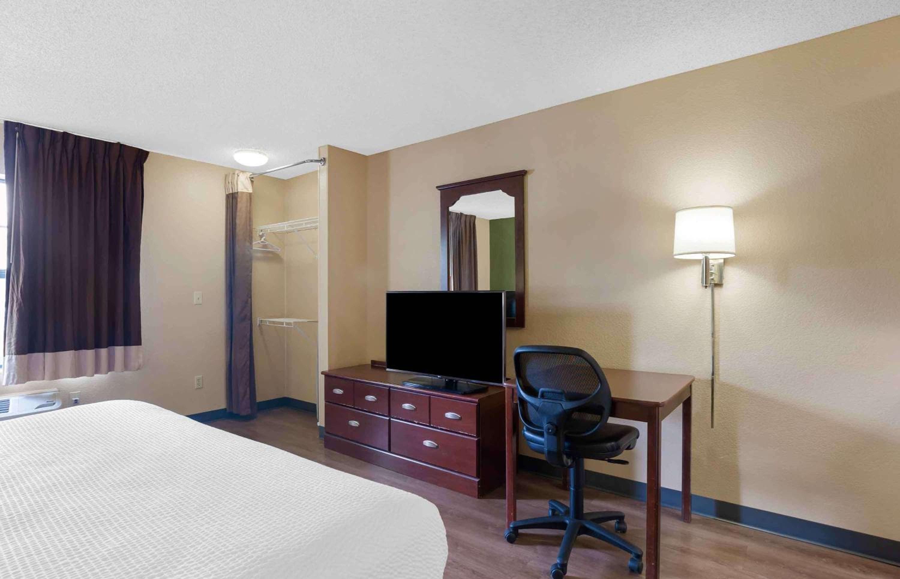 Extended Stay America Suites - Orlando - Southpark - Commodity Circle — 19