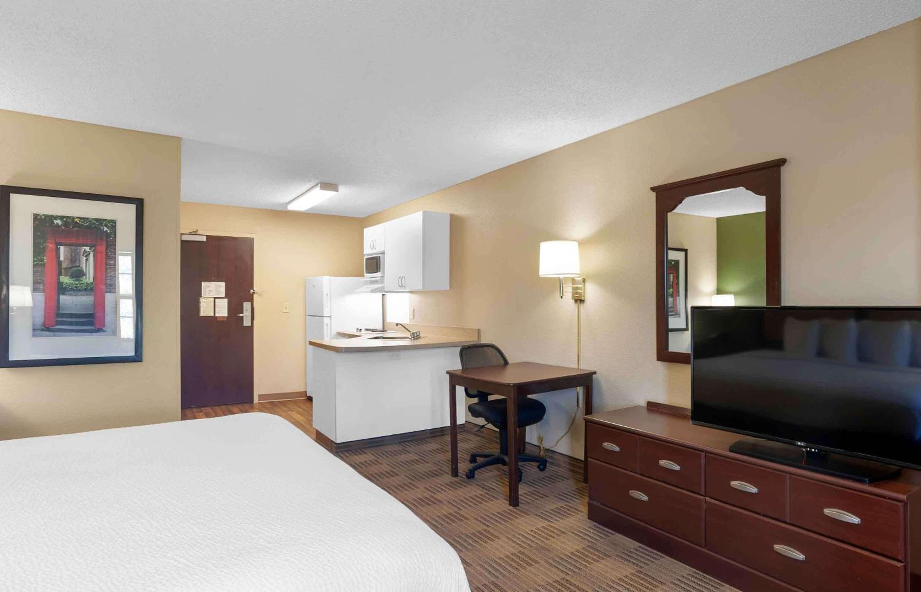 Extended Stay America Suites - Orlando - Southpark - Commodity Circle — 24