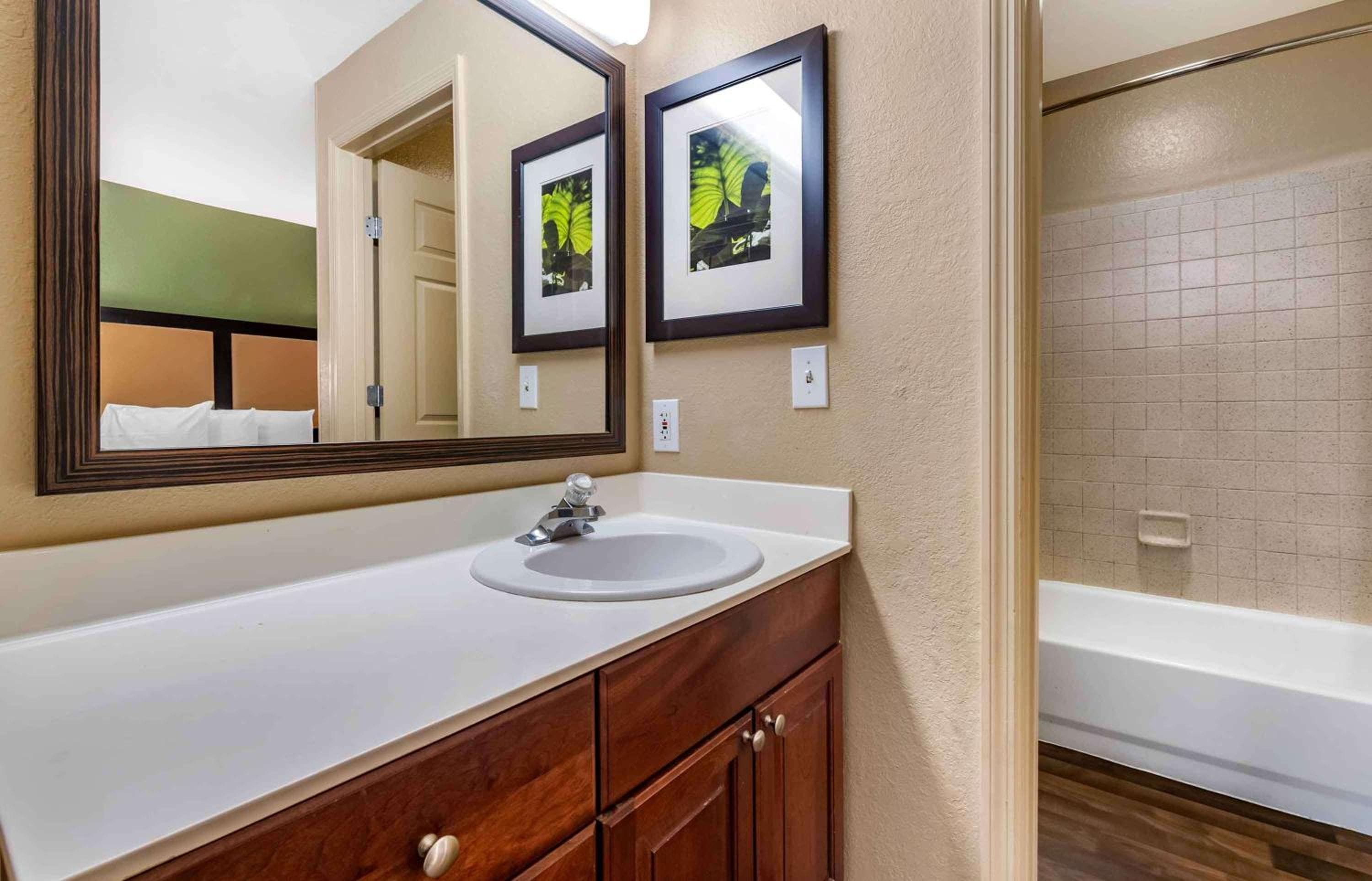 Extended Stay America Suites - Orlando - Southpark - Commodity Circle — 29