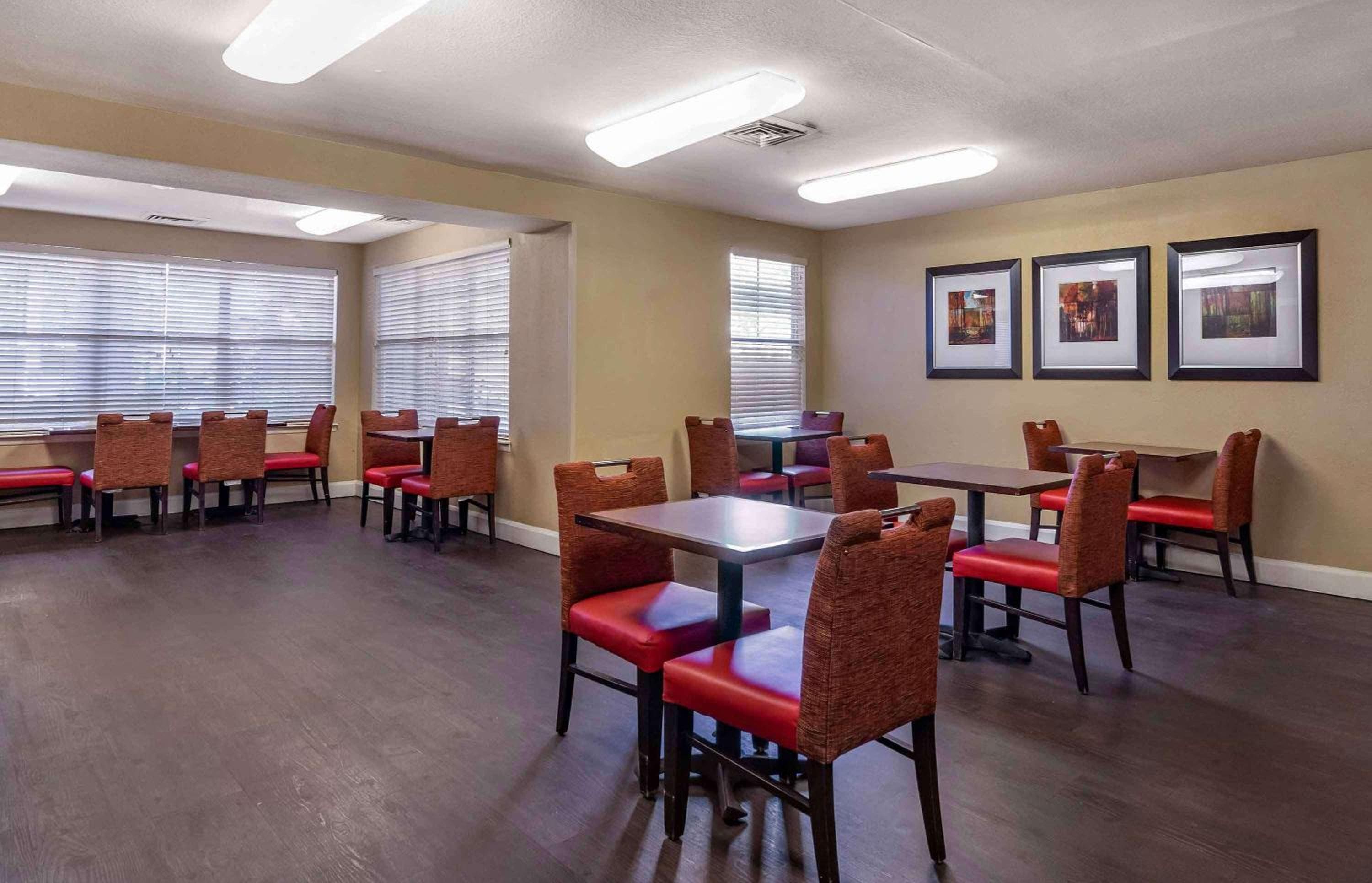 Extended Stay America Suites - Tampa - Aeropuerto - N Westshore Blvd — 6