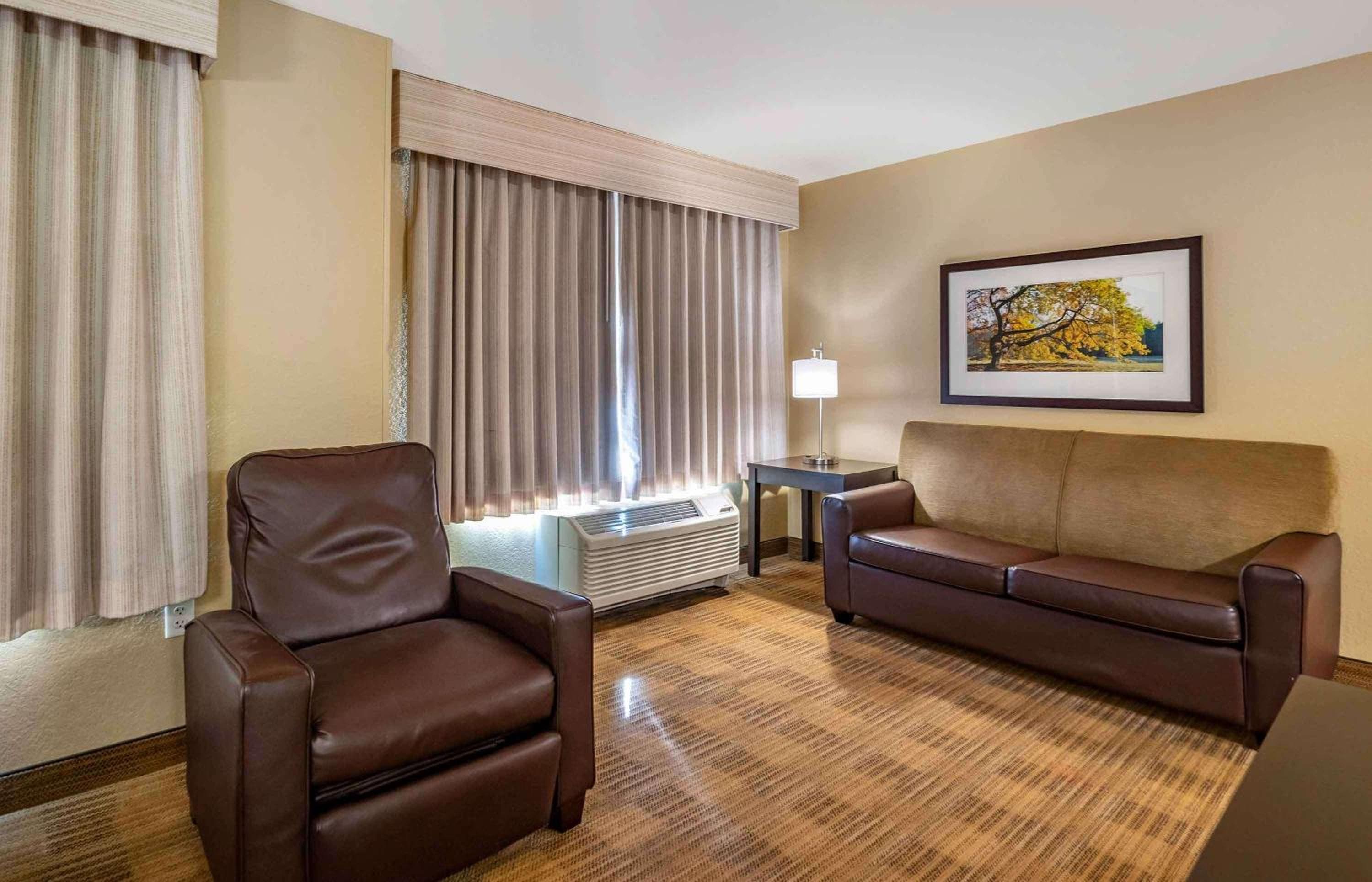 Extended Stay America Suites - Tampa - Aeropuerto - N Westshore Blvd — 20