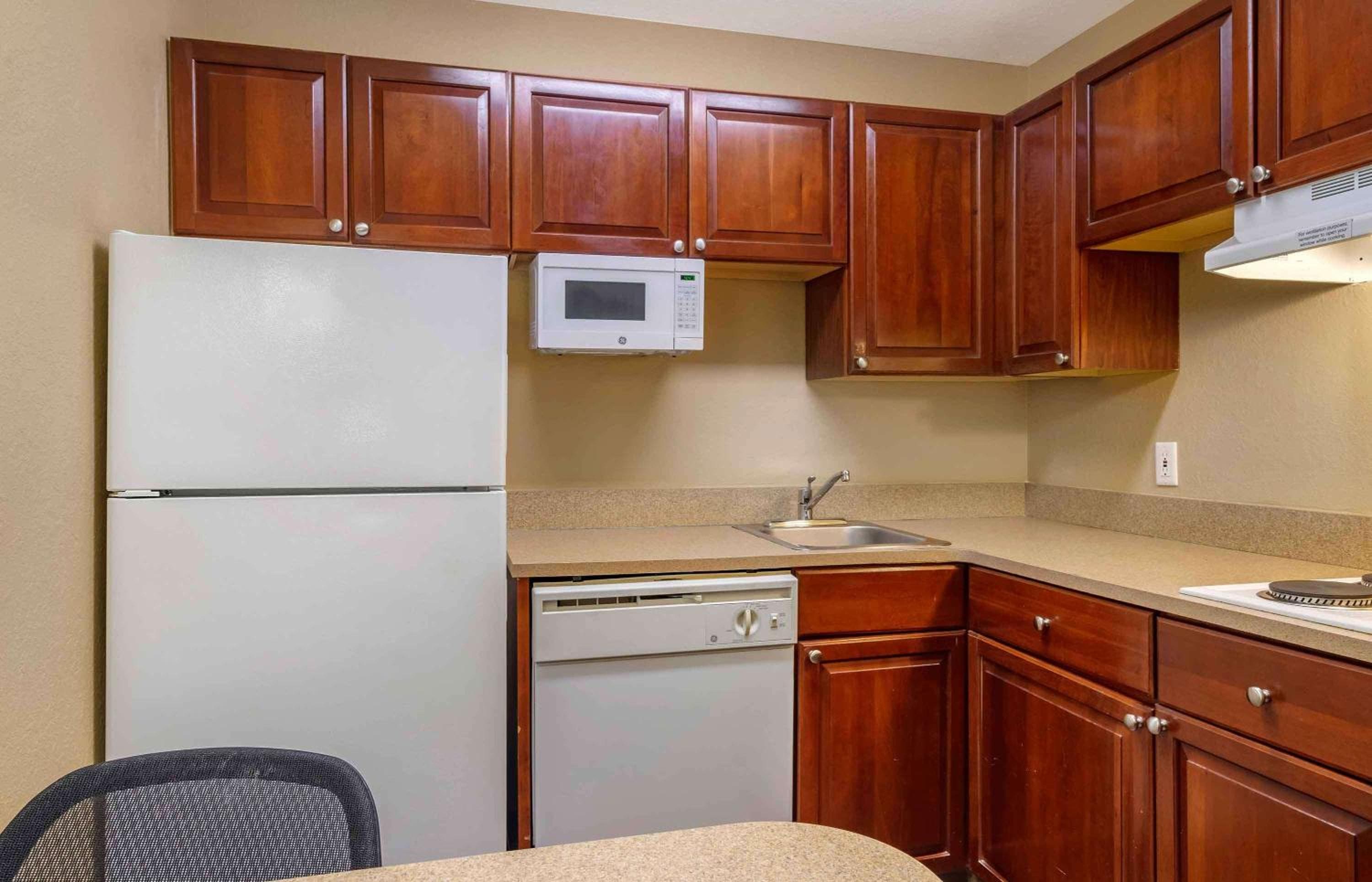 Extended Stay America Suites - Tampa - Aeropuerto - N Westshore Blvd — 25