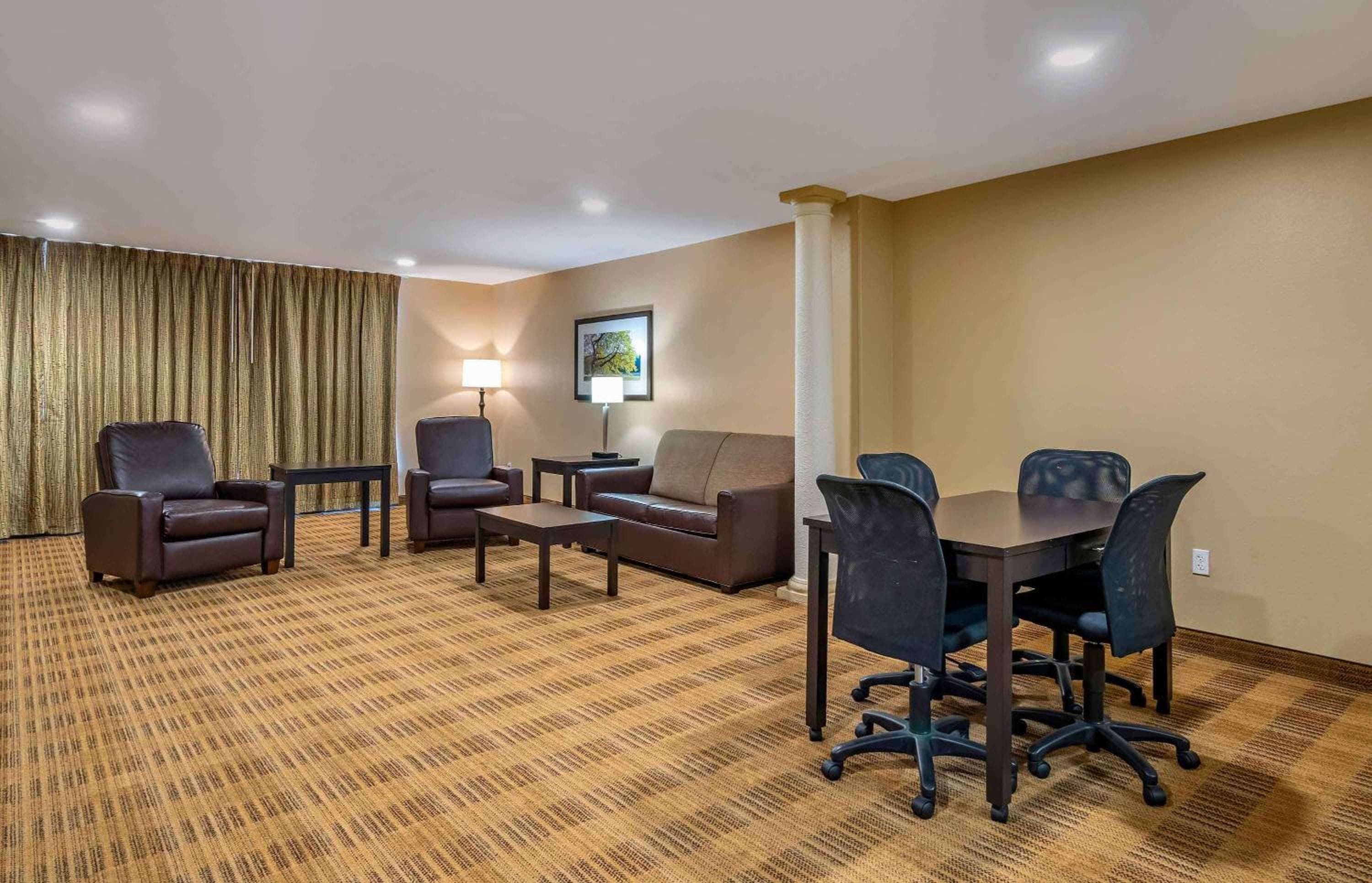 Extended Stay America Suites - Tampa - Aeropuerto - N Westshore Blvd — 29