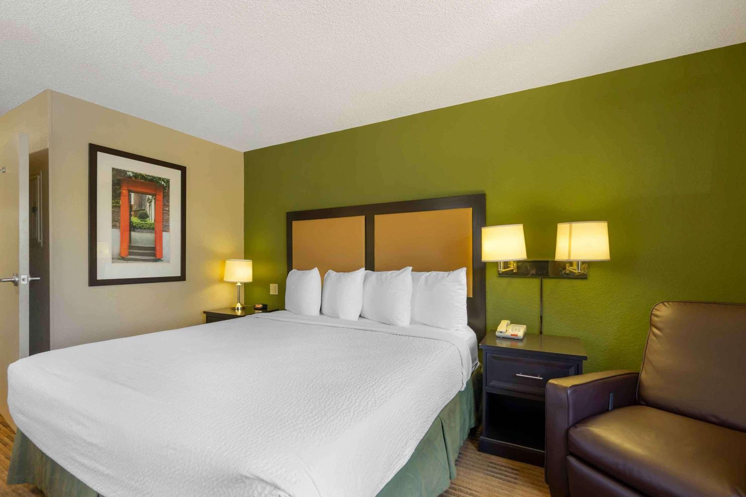 Extended Stay America Suites - Tampa - Airport - Spruce Street — 5