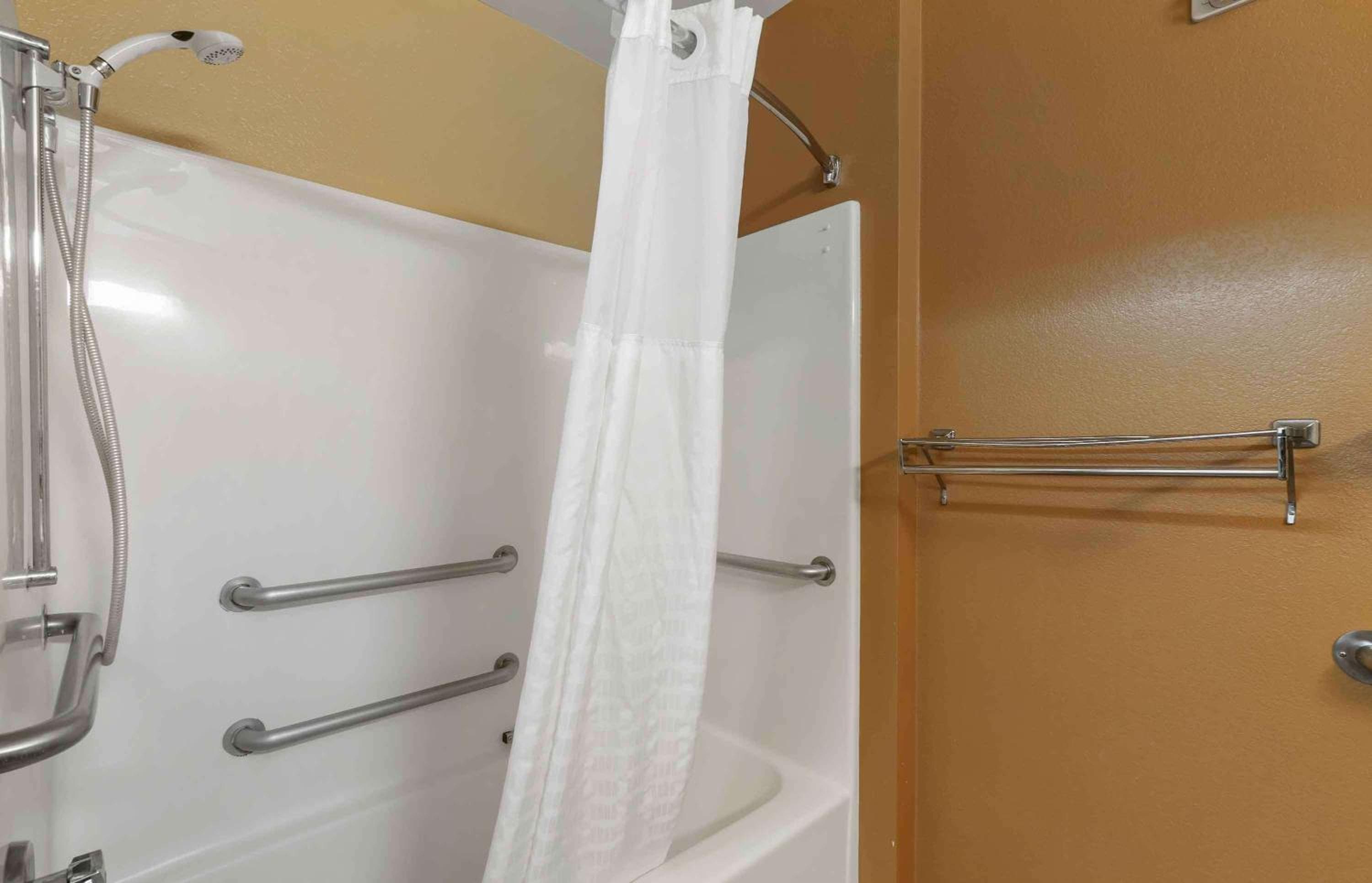 Extended Stay America Suites - Tampa - Airport - Spruce Street — 29
