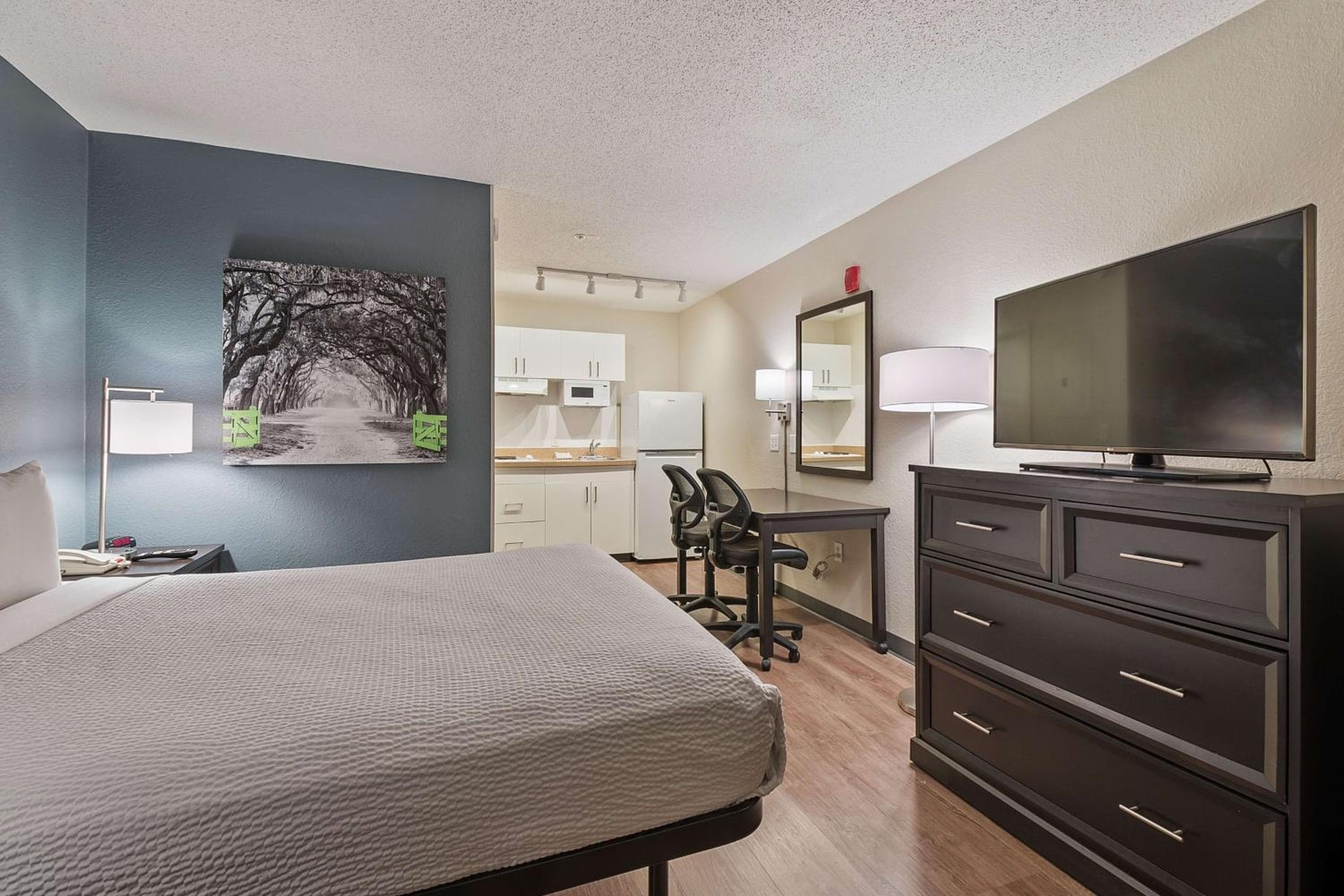 Extended Stay America Suites - Miami - Aeropuerto - Laguna Azul — 13