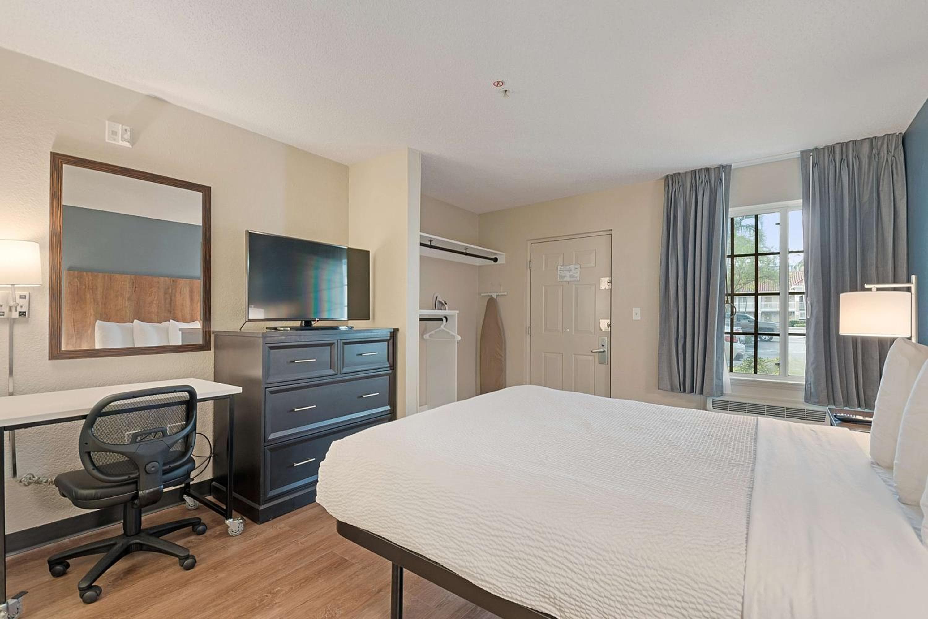 Extended Stay America Suites - Miami - Aeropuerto - Laguna Azul — 20