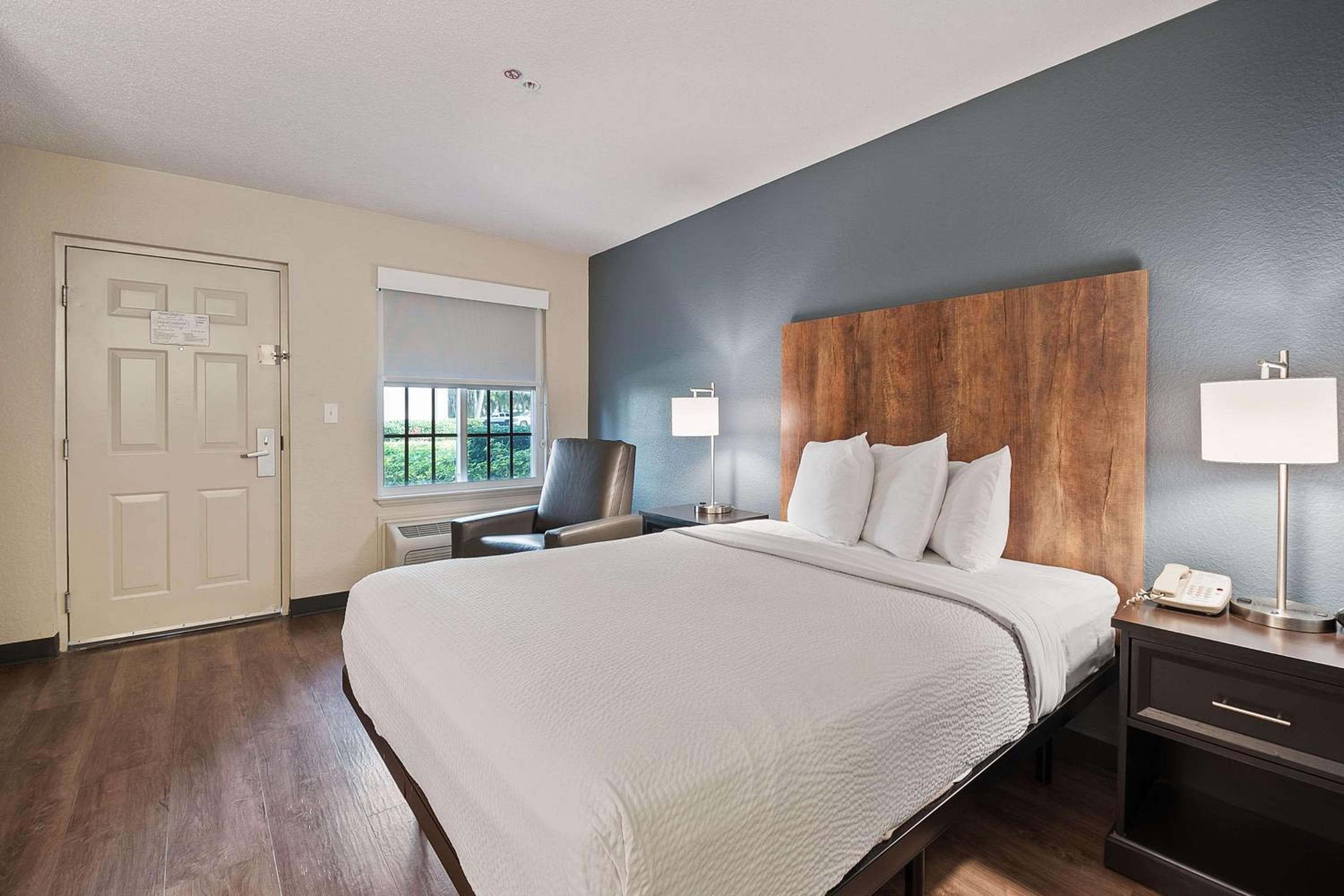 Extended Stay America Suites - Miami - Aeropuerto - Laguna Azul — 25