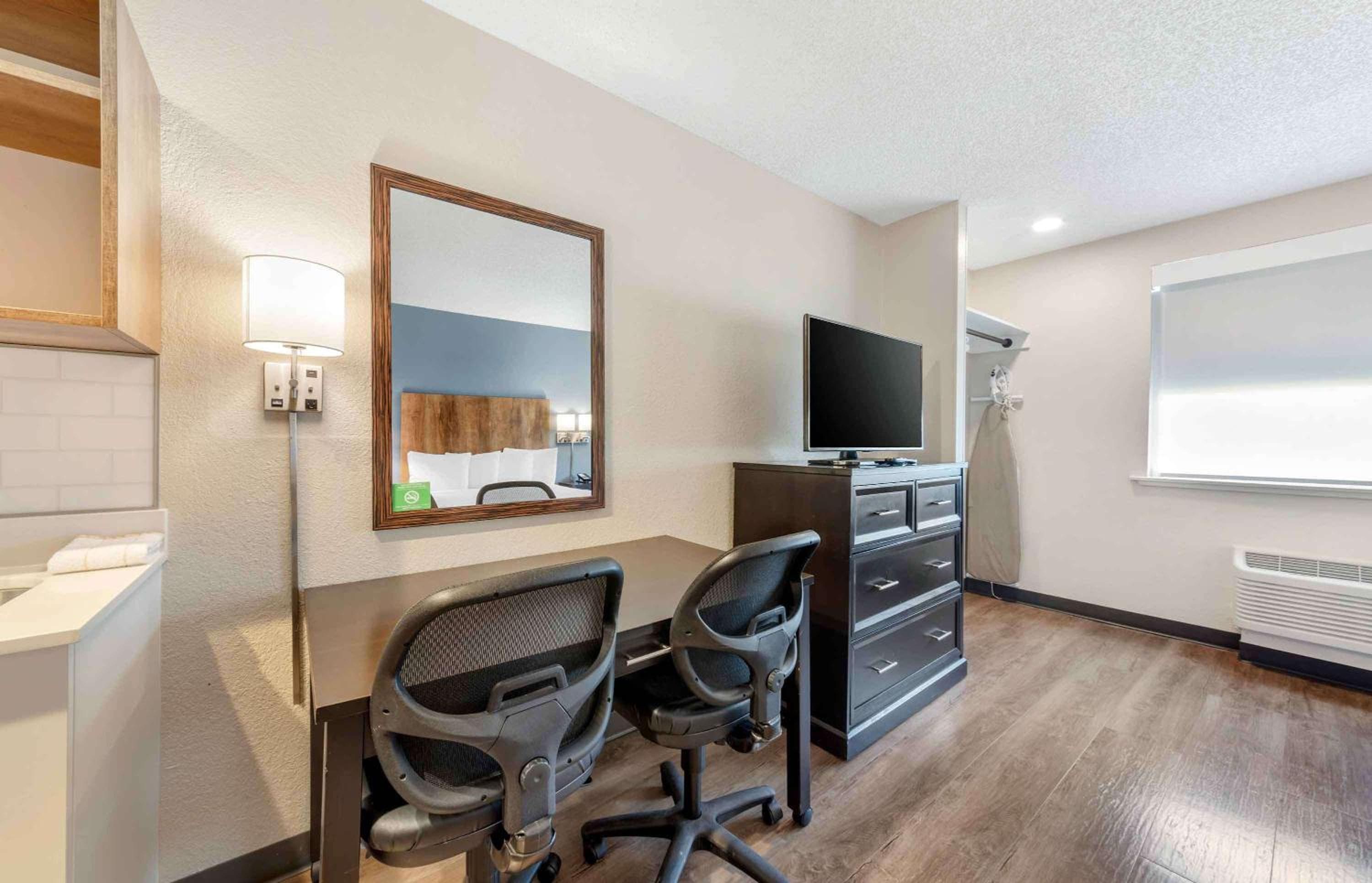 Extended Stay America Premier Suites - Miami - Airport - Doral - 87th Avenue Süd — 10