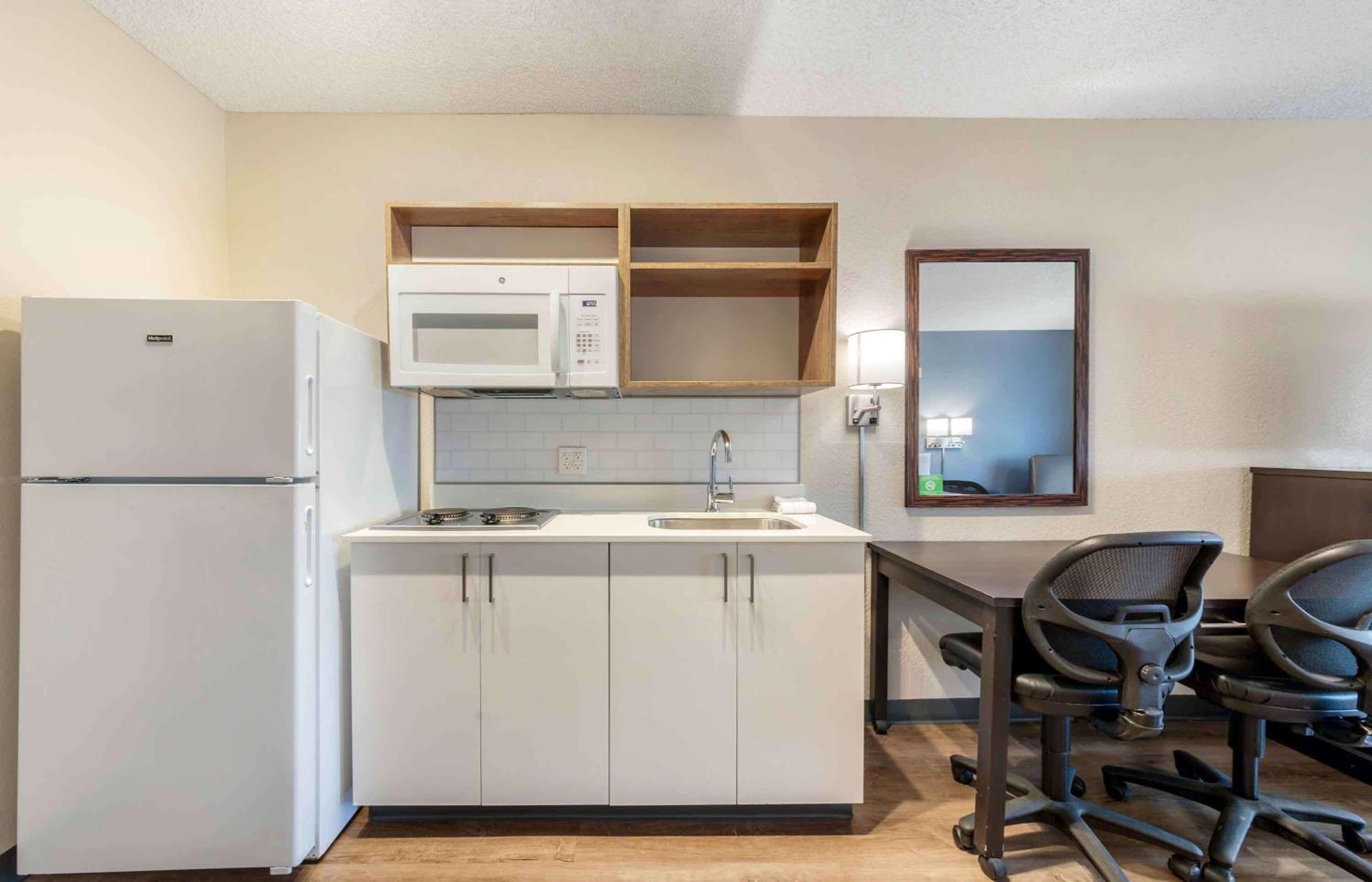 Extended Stay America Premier Suites - Miami - Airport - Doral - 87th Avenue Süd — 11