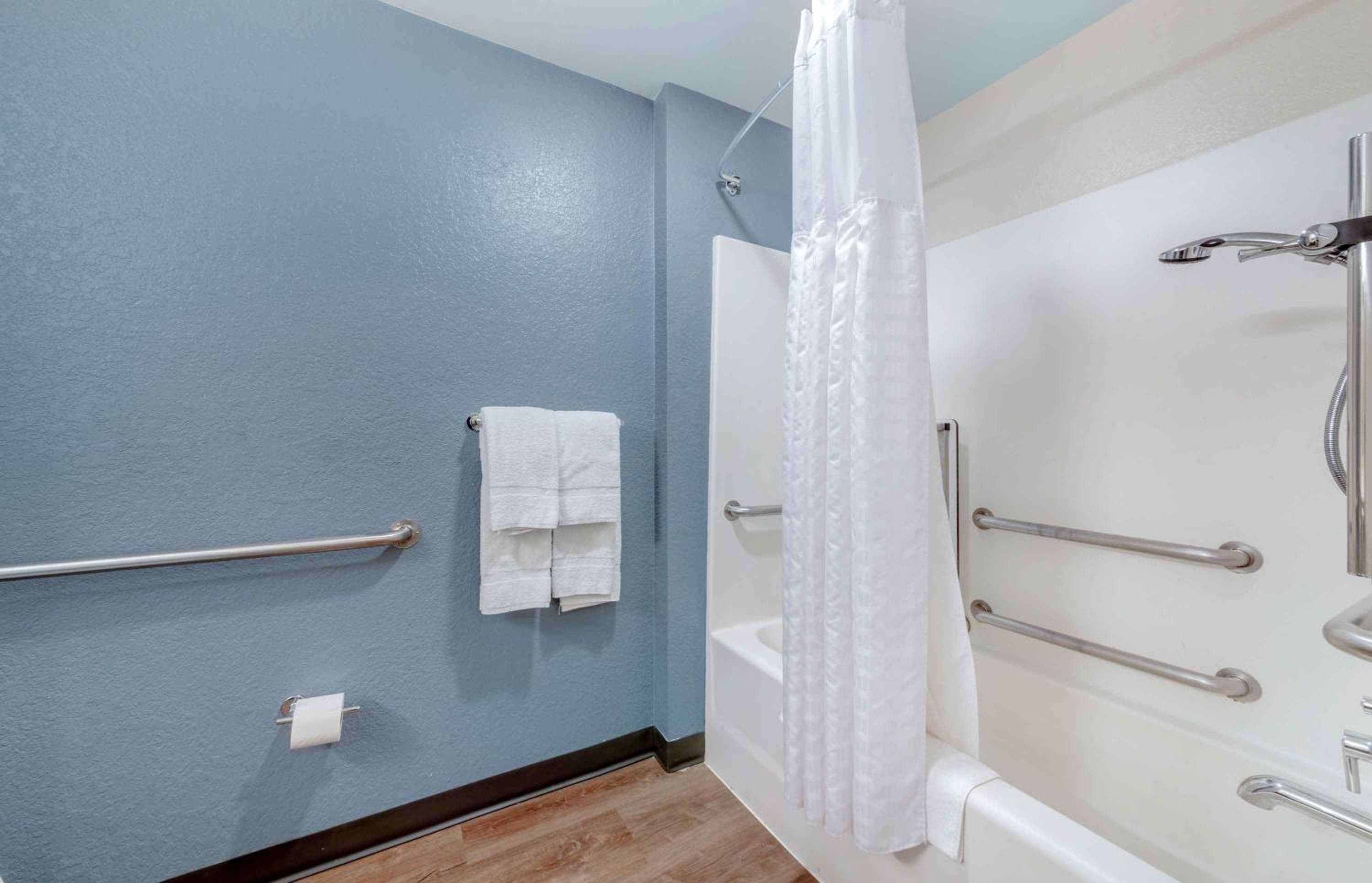 Extended Stay America Premier Suites - Miami - Airport - Doral - 87th Avenue South — 9